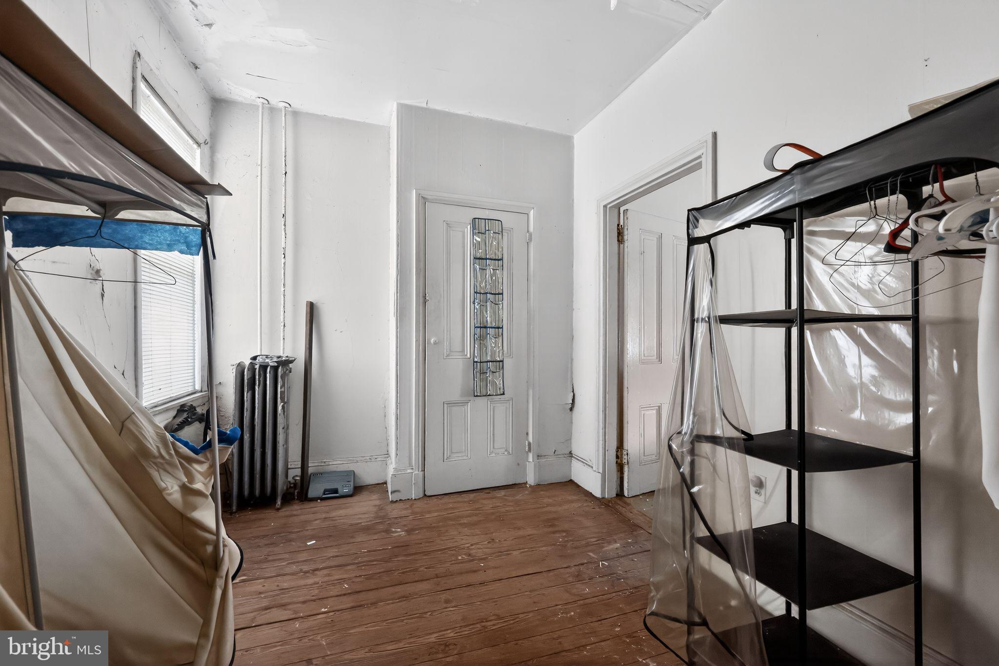 LUDLOW - Residential