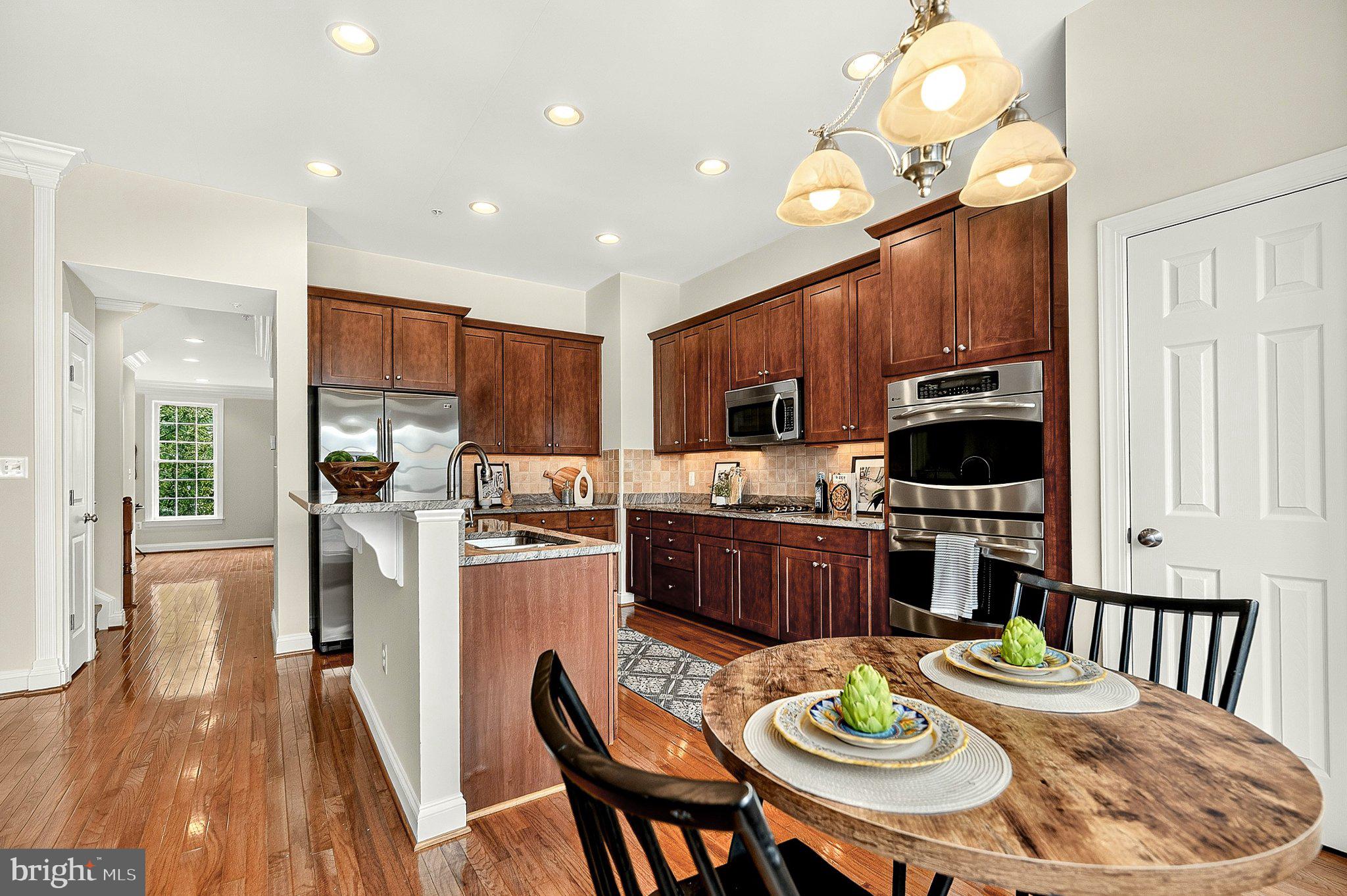3534 GODDARD WAY