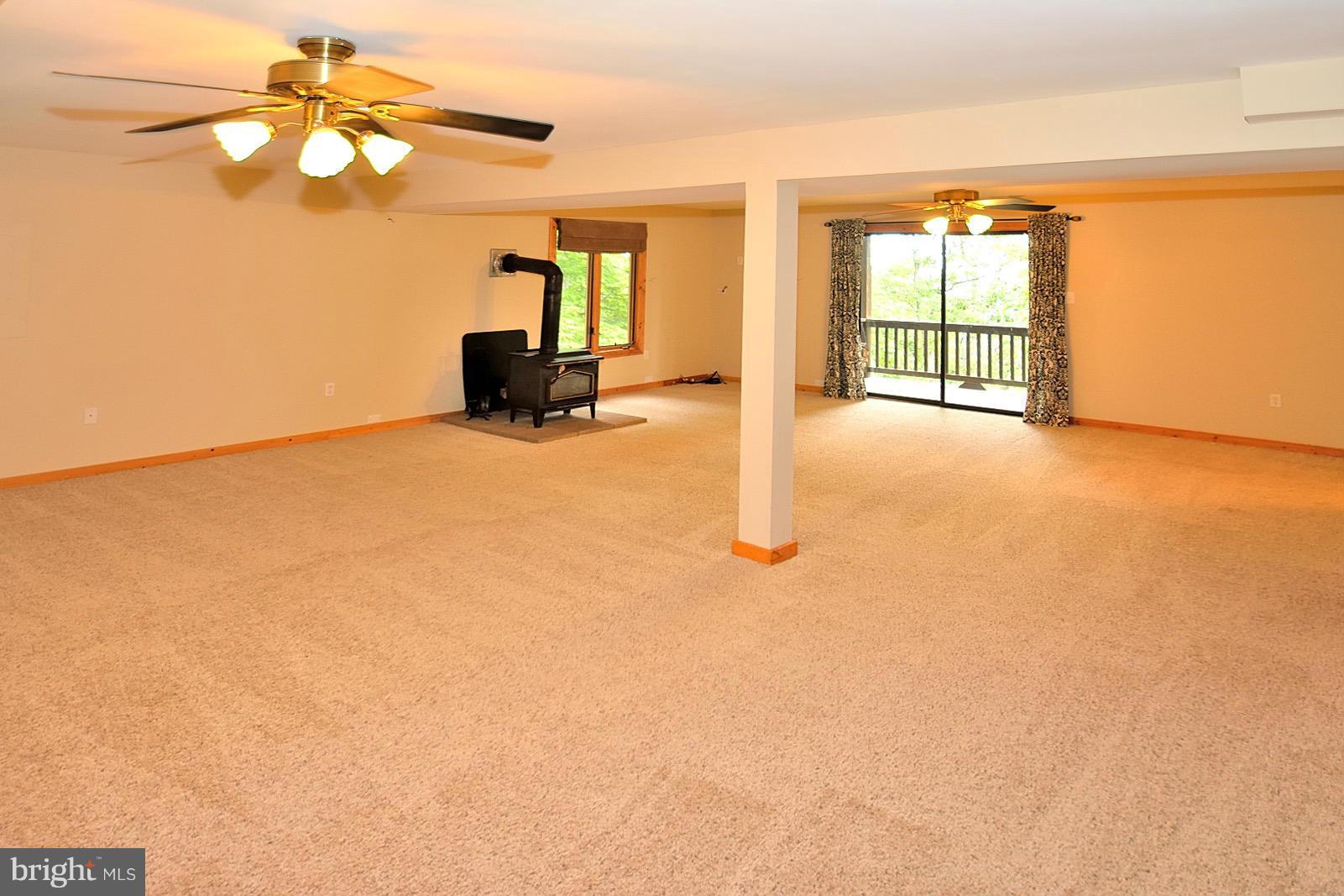 BULL RUN MOUNTAIN ESTATE - Residential Lease