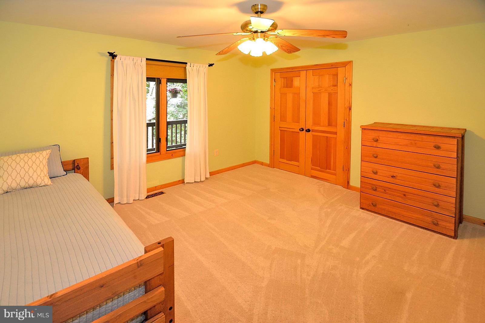 BULL RUN MOUNTAIN ESTATE - Residential Lease