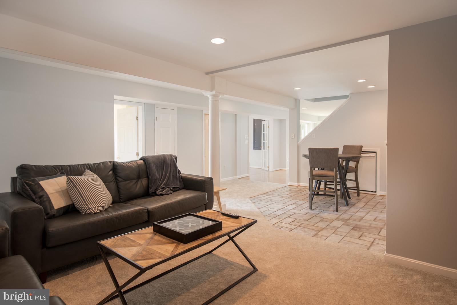 BUSH HILL WOODS - Residential