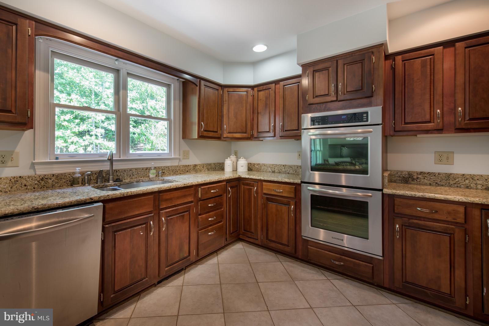 BUSH HILL WOODS - Residential