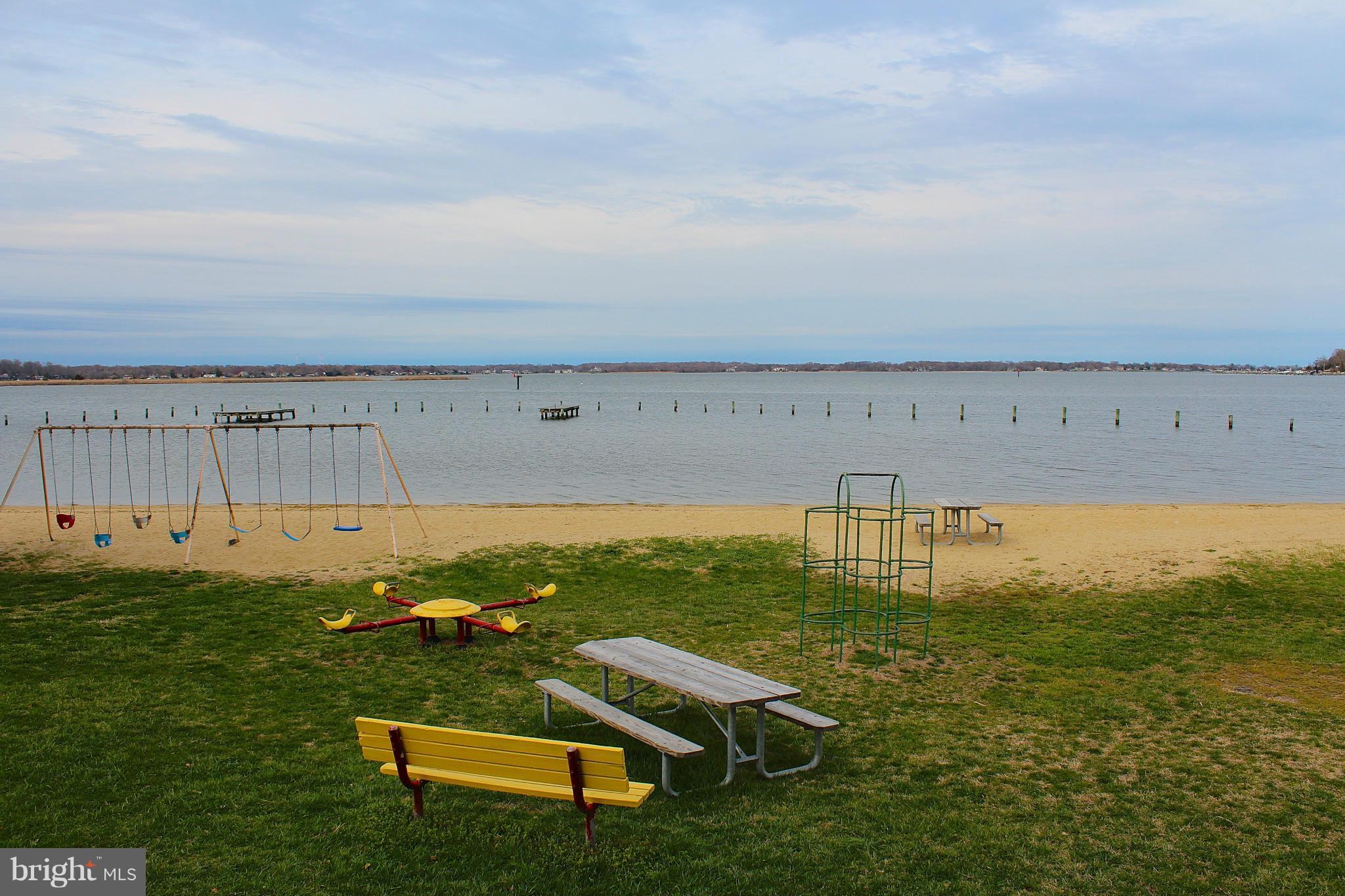 NORTH SELBY - Residential