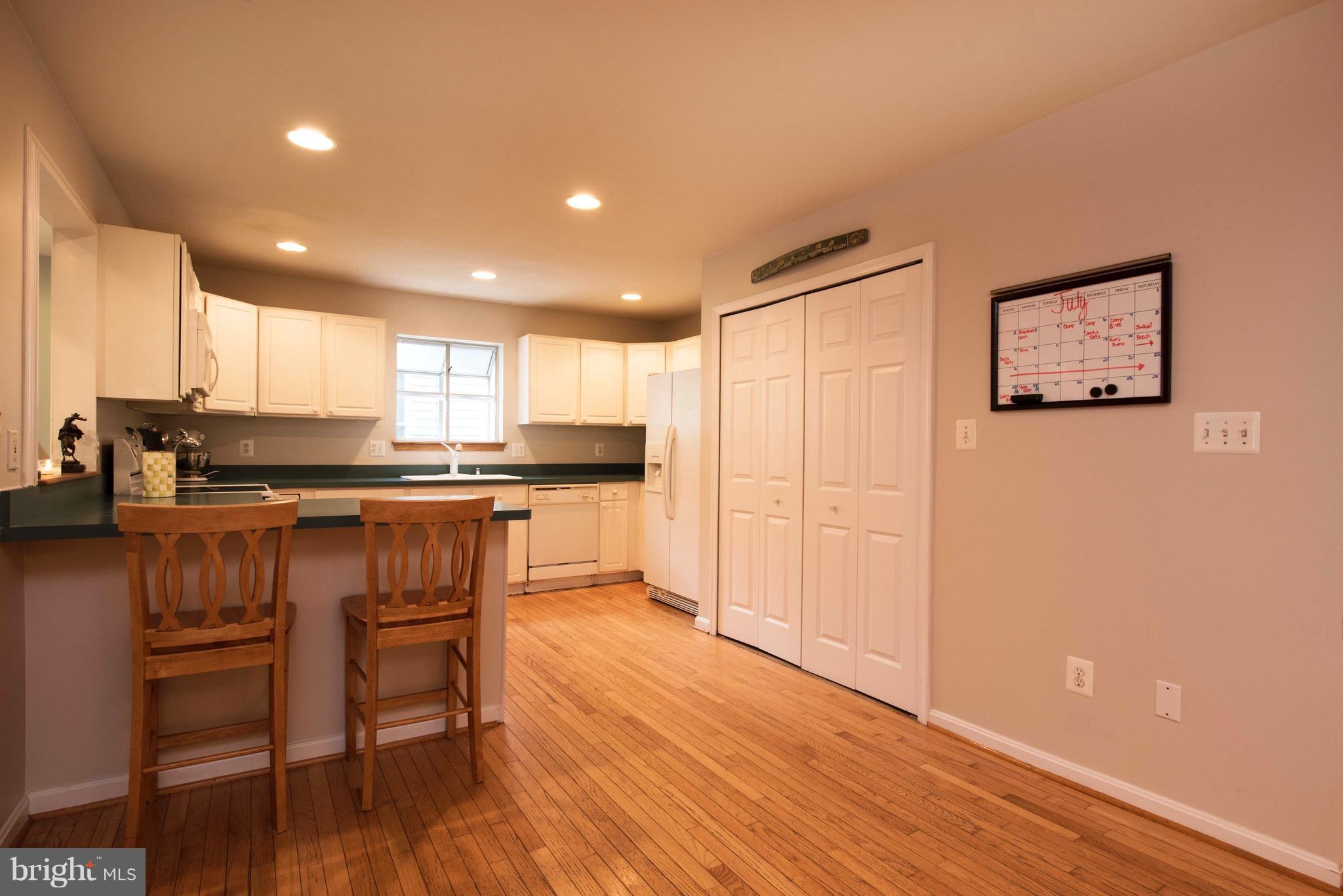 NORTH SELBY - Residential