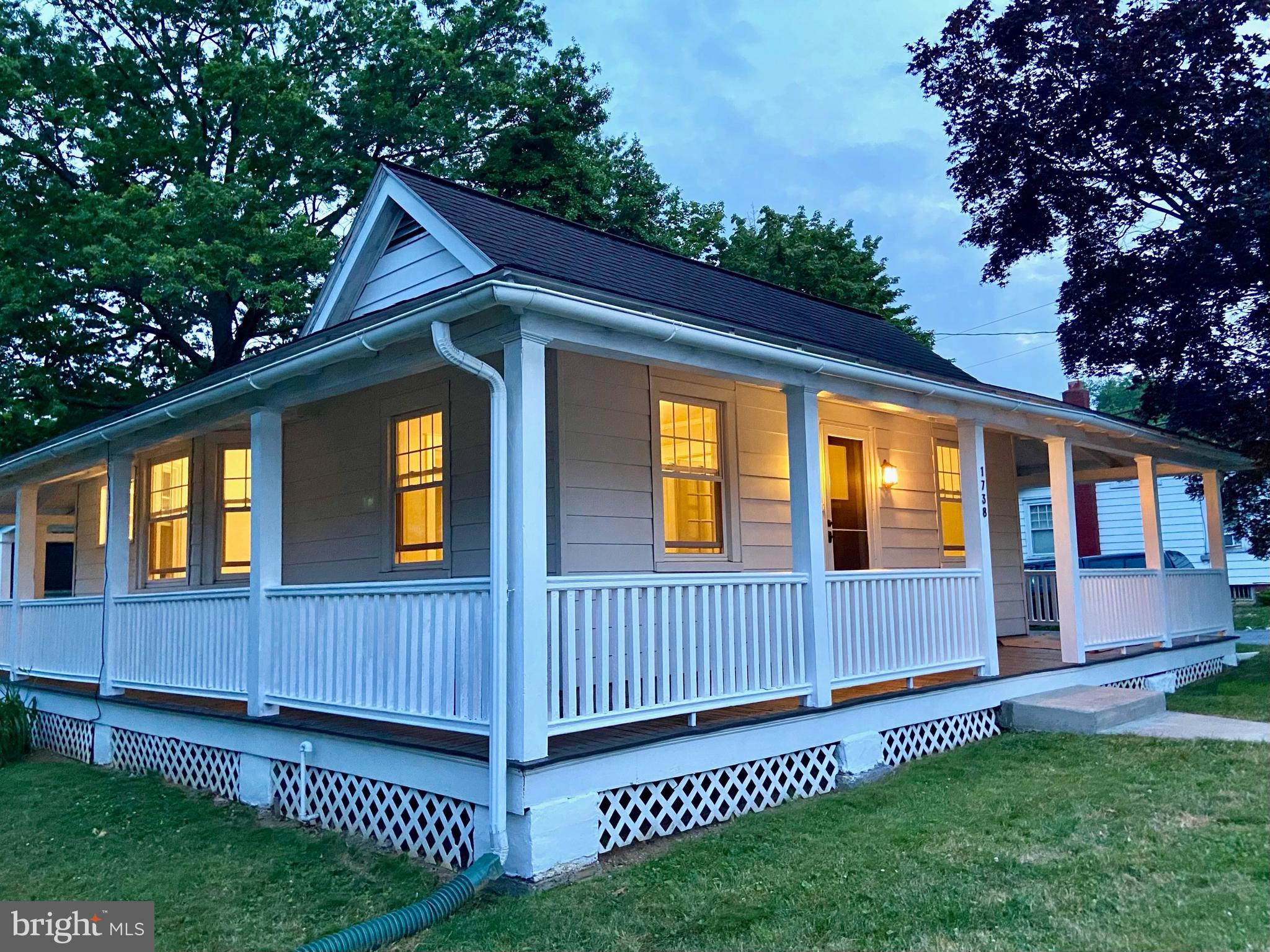 MANOR RIDGE - Residential