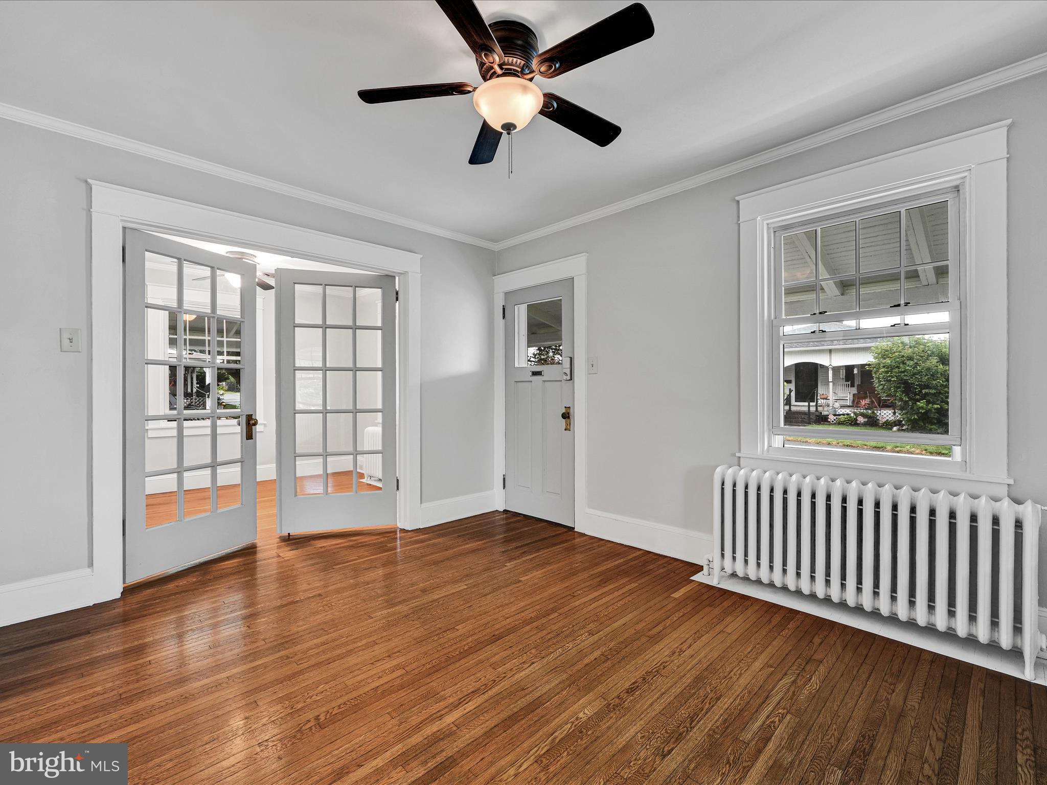 MANOR RIDGE - Residential