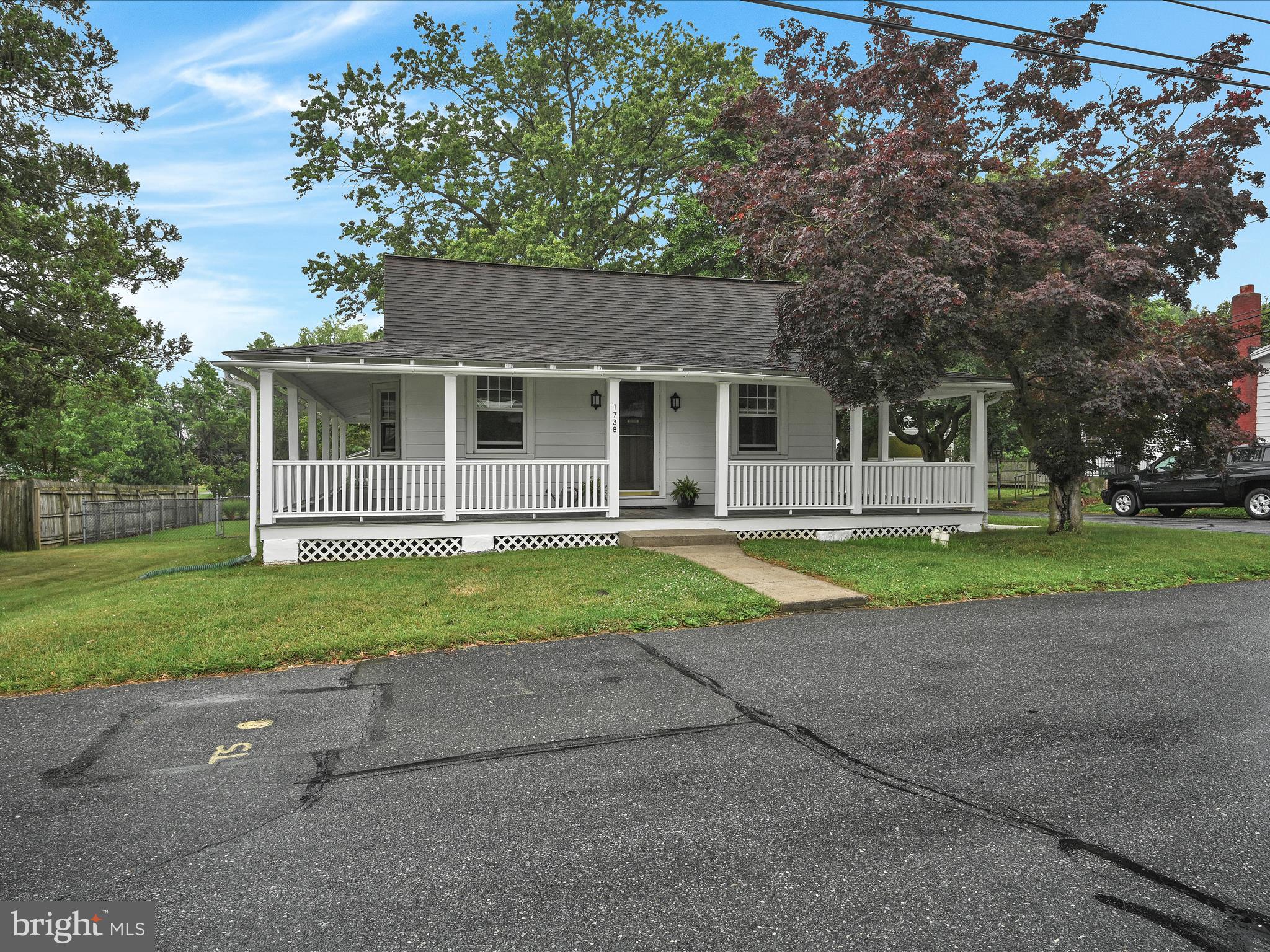 MANOR RIDGE - Residential