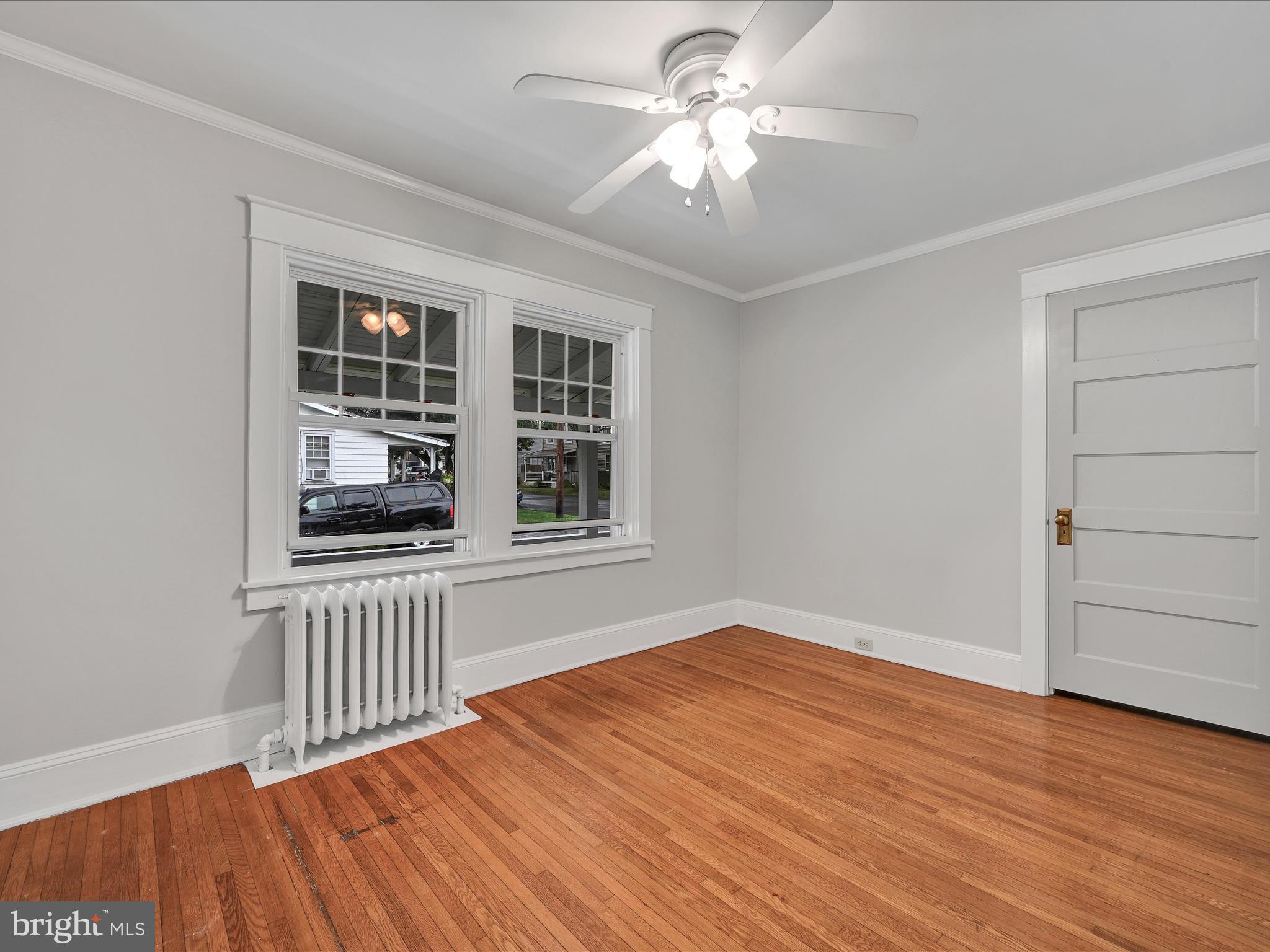 MANOR RIDGE - Residential