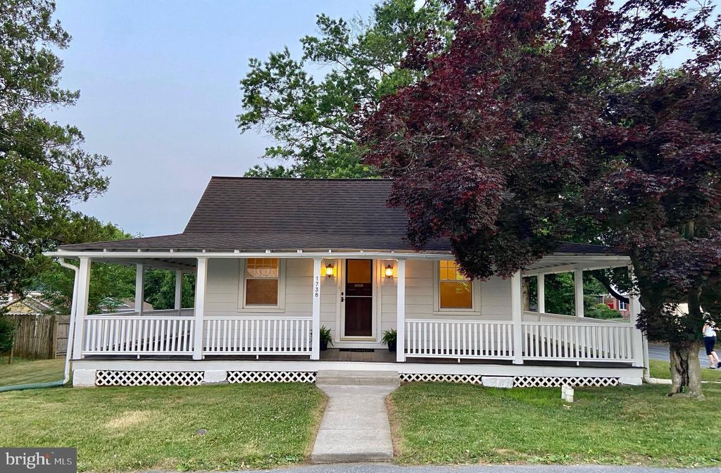 Photo of 1738 TEMPLE AVE, LANCASTER, PA 17603 (MLS # PALA2036866)