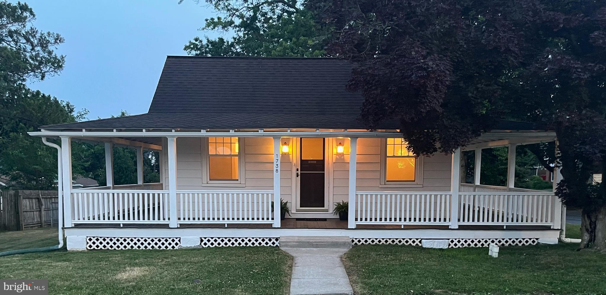 MANOR RIDGE - Residential