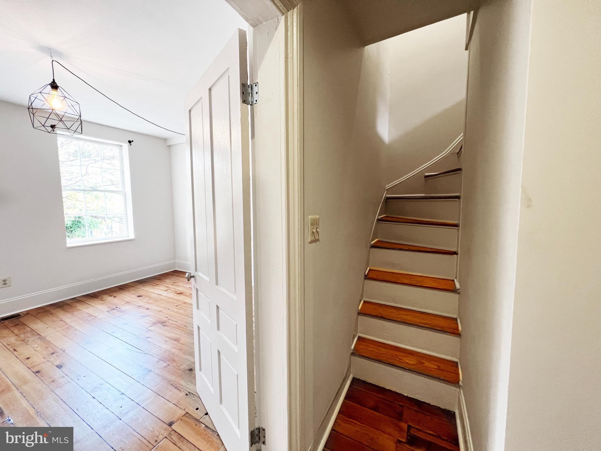 FEDERAL HILL HISTORIC DISTRICT - Residential Lease