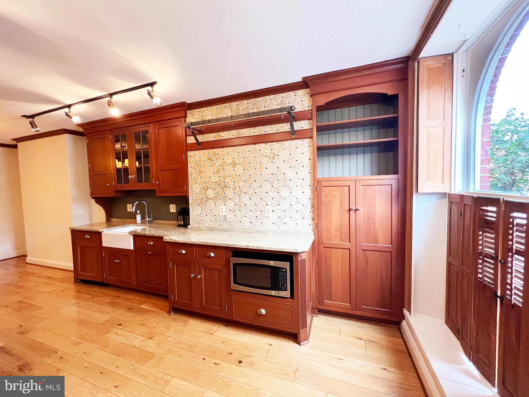 FEDERAL HILL HISTORIC DISTRICT - Residential Lease