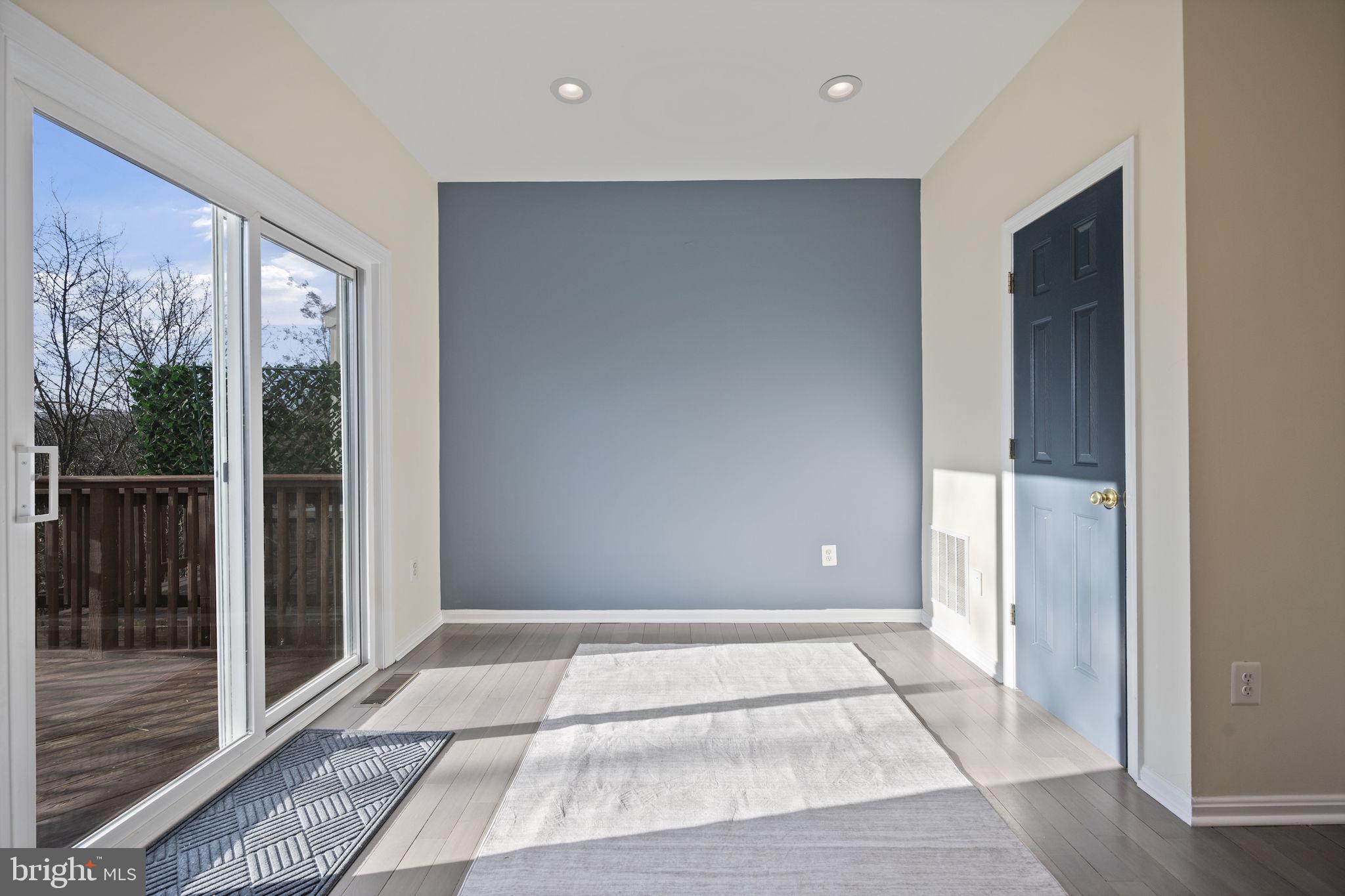 CROFTON FARMS - Residential