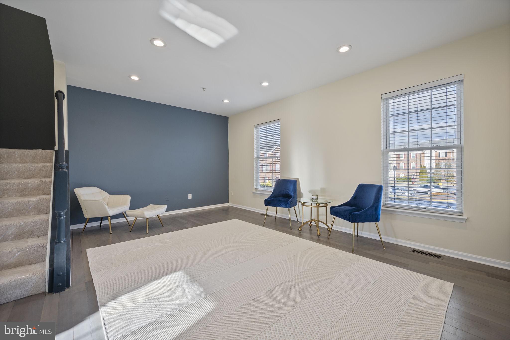 CROFTON FARMS - Residential