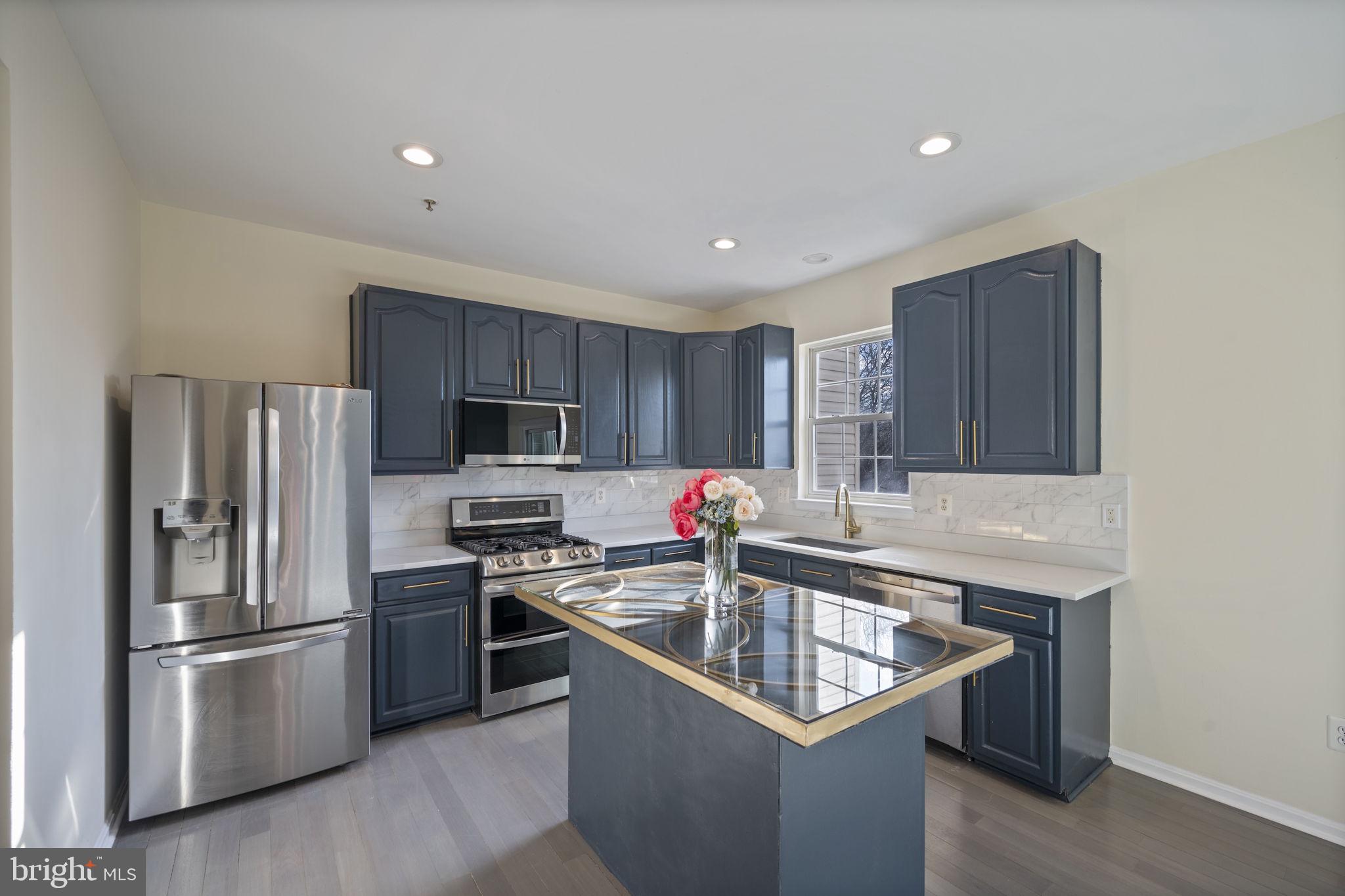 CROFTON FARMS - Residential