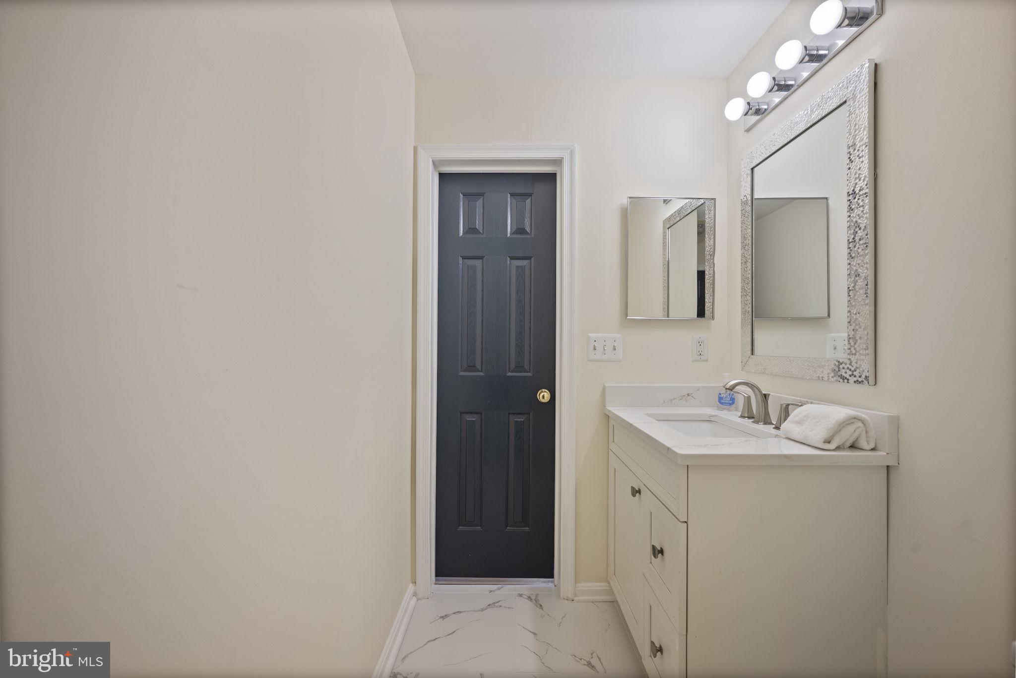 CROFTON FARMS - Residential