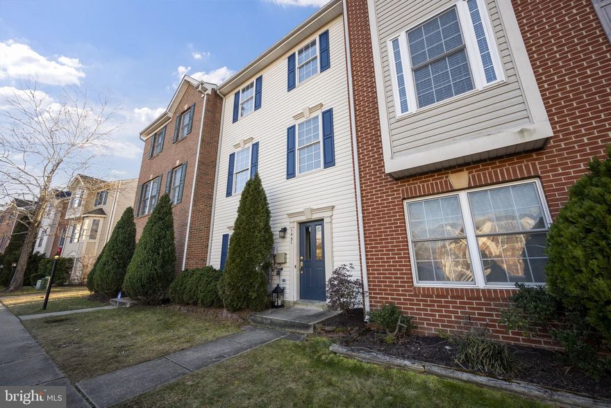 Freshly updated and move-in ready! This spacious 1,960 sq ft residence features fresh paint throughout, new carpet, and new tile in the bathroom, offering a clean and modern feel. The home is filled with plenty of natural light and features an open, functional layout providing generous living space and everyday comfort. Enjoy a peaceful backyard view, perfect for relaxing or entertaining. Reserved parking adds everyday convenience. Ideally located  with easy access to major commuter routes and amenities.  Don’t miss this excellent opportunity!