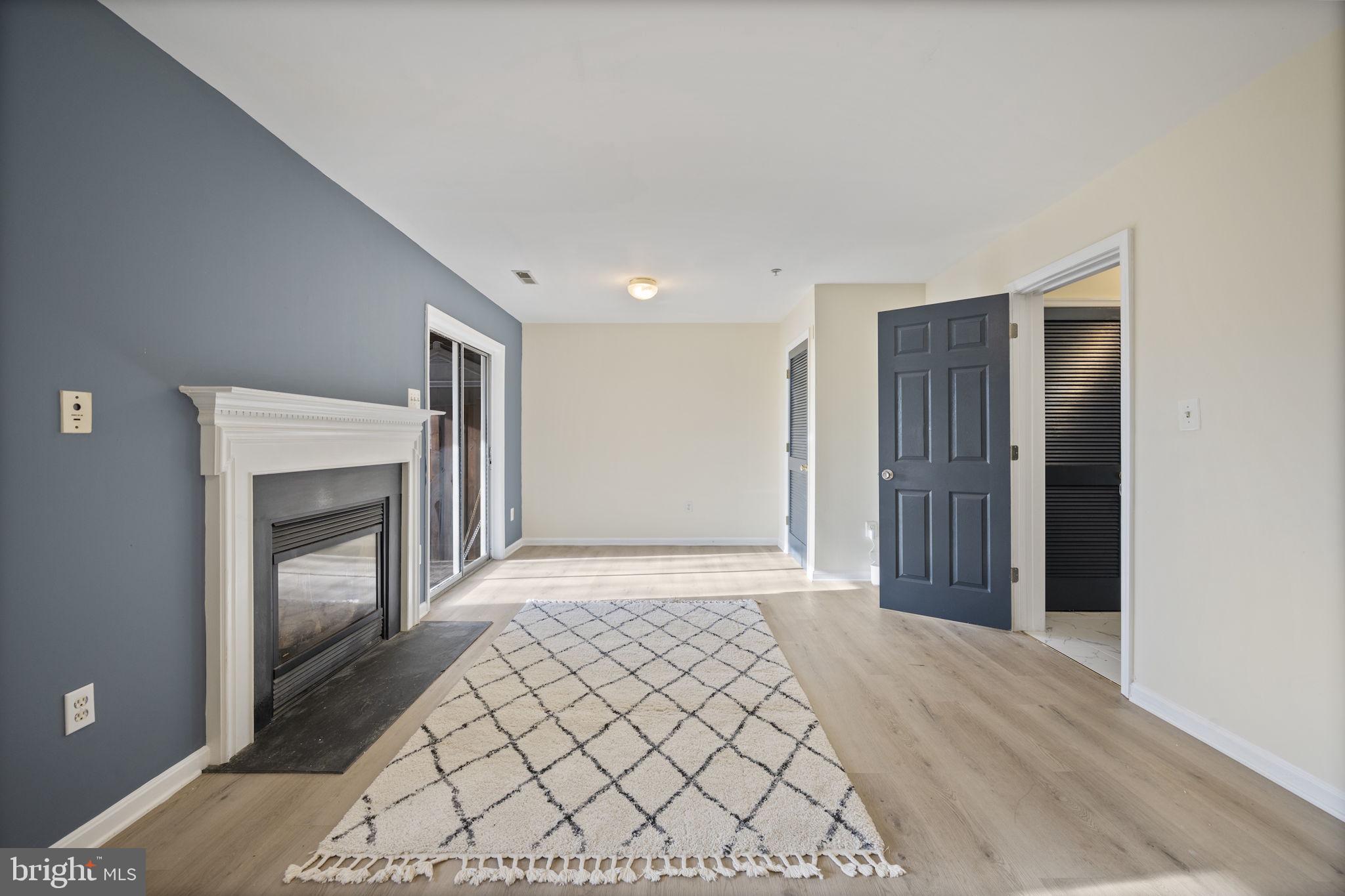 CROFTON FARMS - Residential