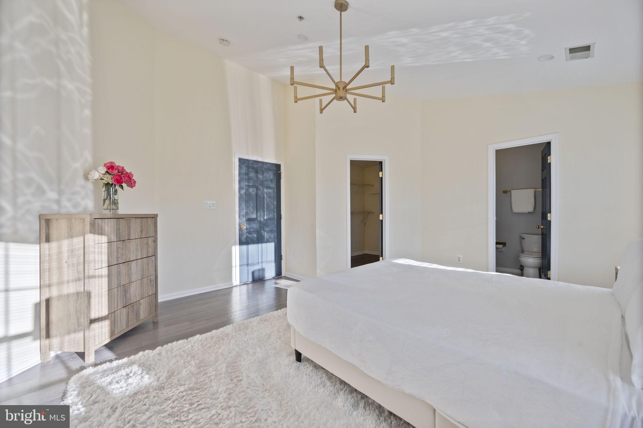 CROFTON FARMS - Residential