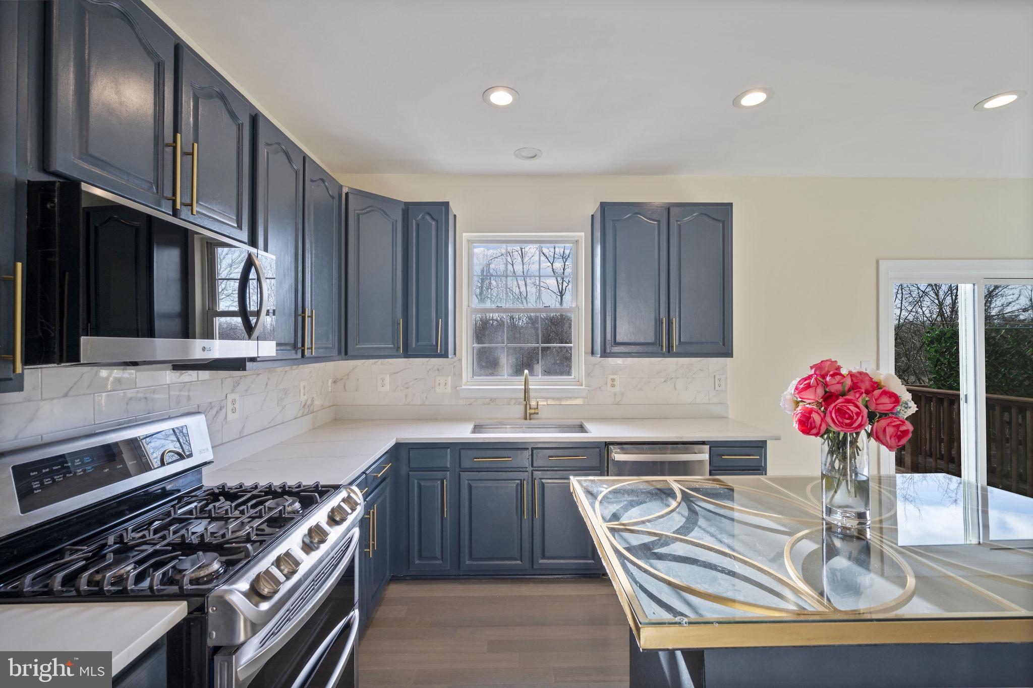 CROFTON FARMS - Residential