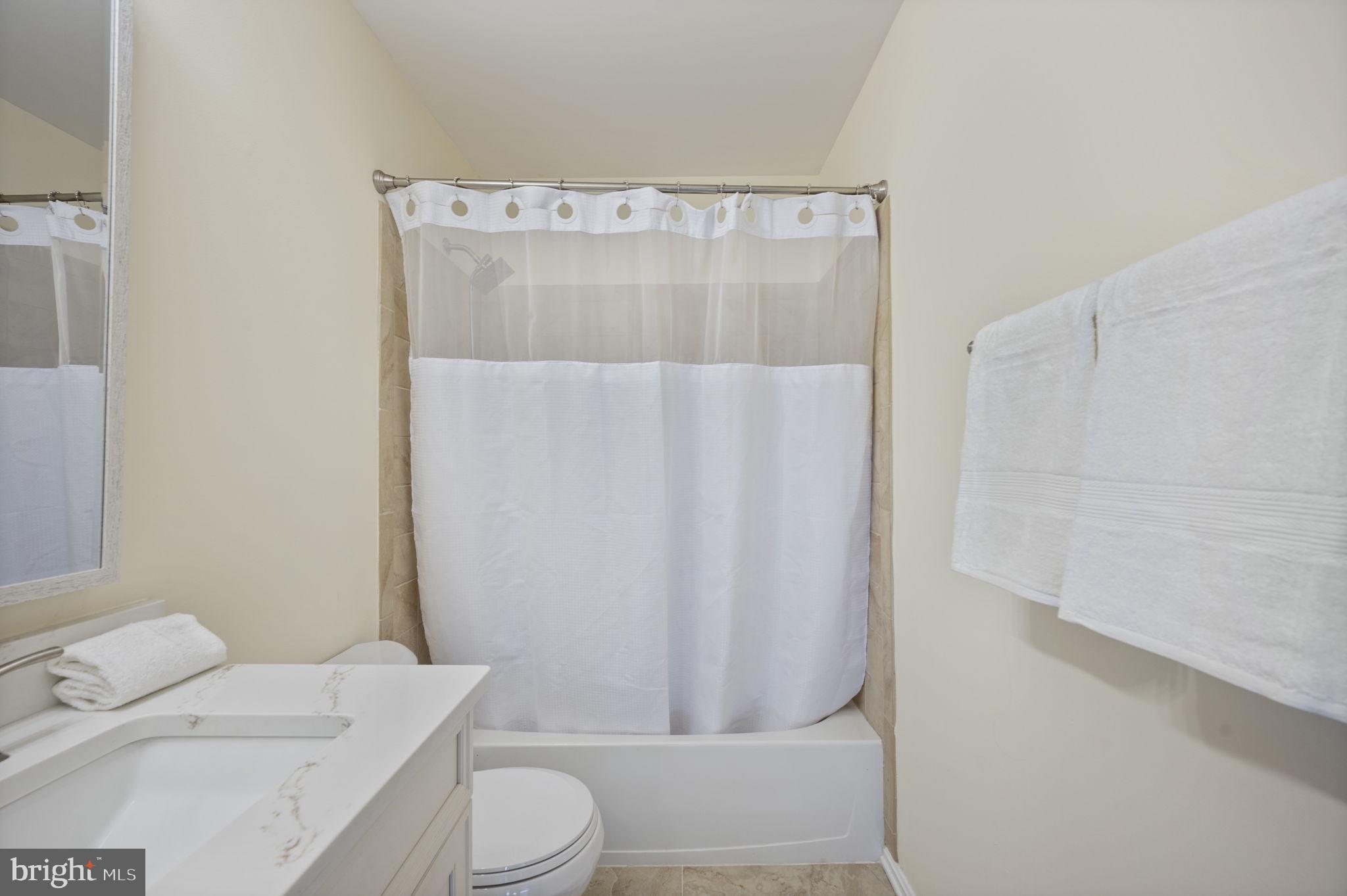 CROFTON FARMS - Residential