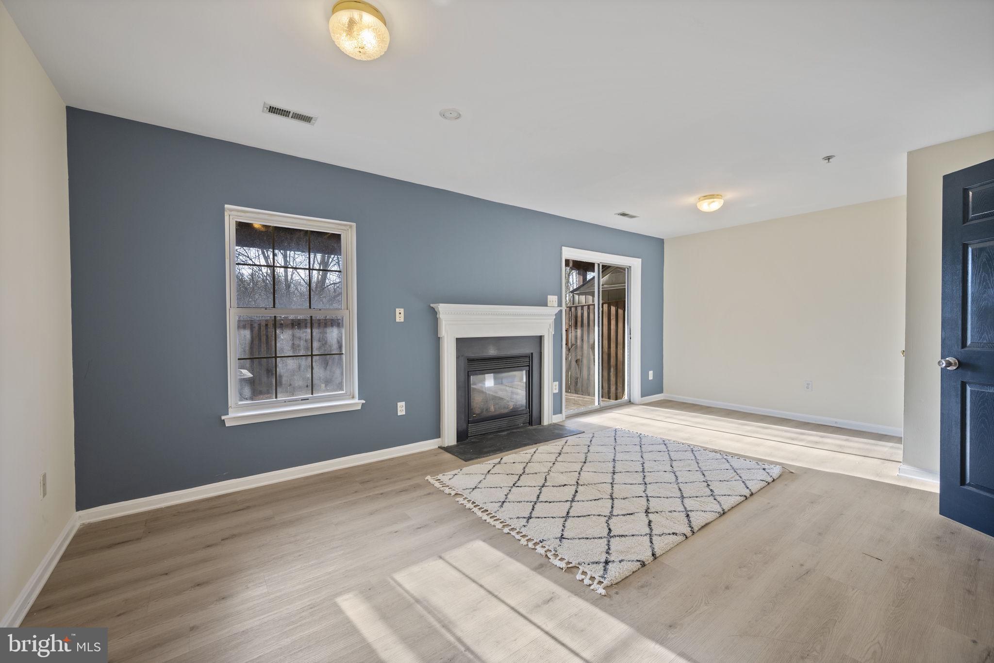 CROFTON FARMS - Residential