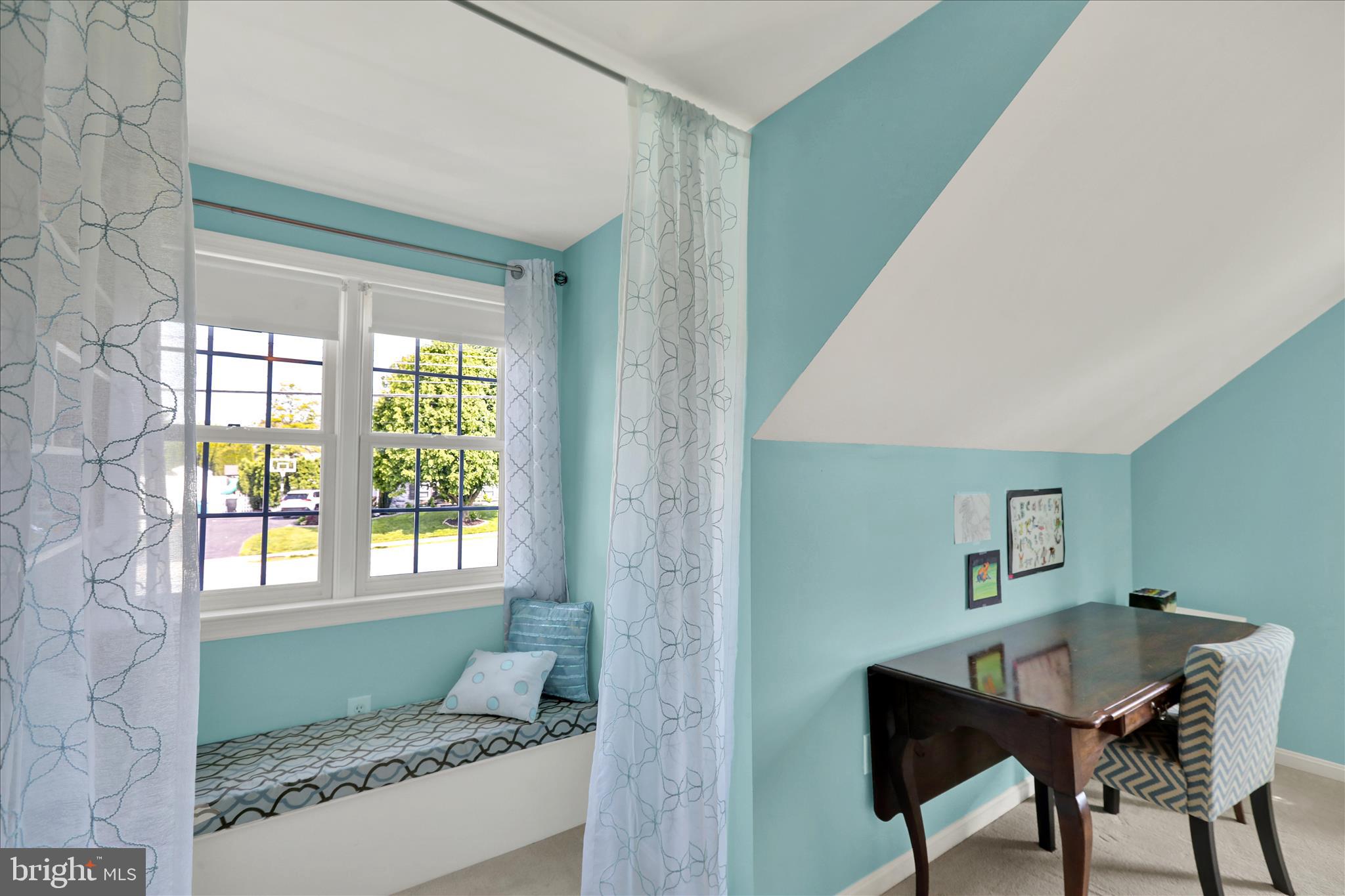 WEST RIDGE ESTATES - Residential