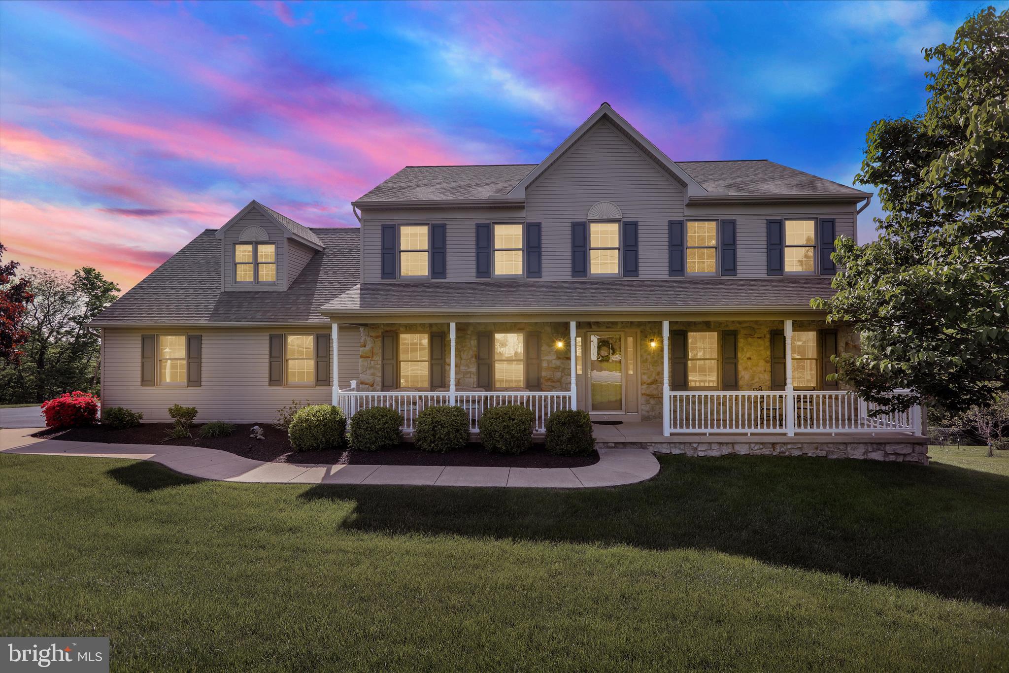 678 W RIDGE ROAD