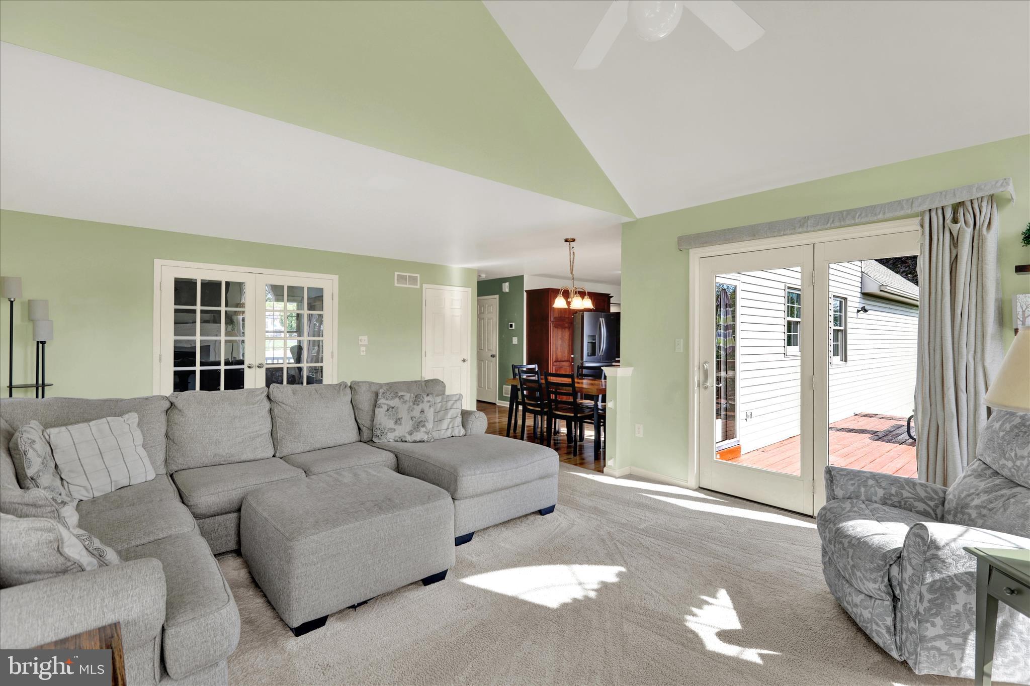 WEST RIDGE ESTATES - Residential