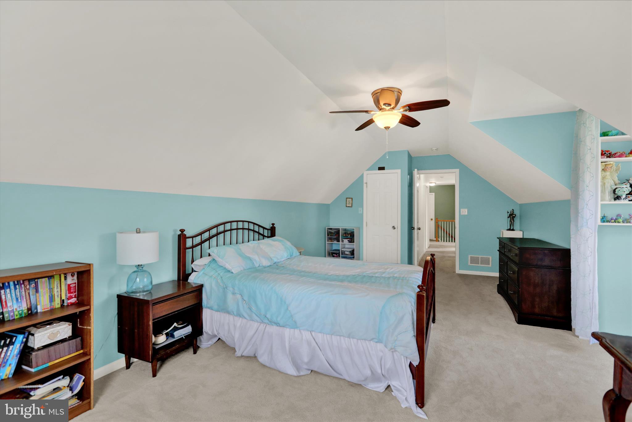 WEST RIDGE ESTATES - Residential