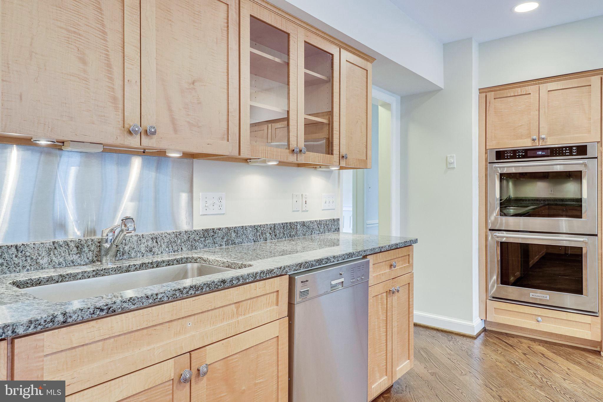 BELLEVUE FOREST - Residential