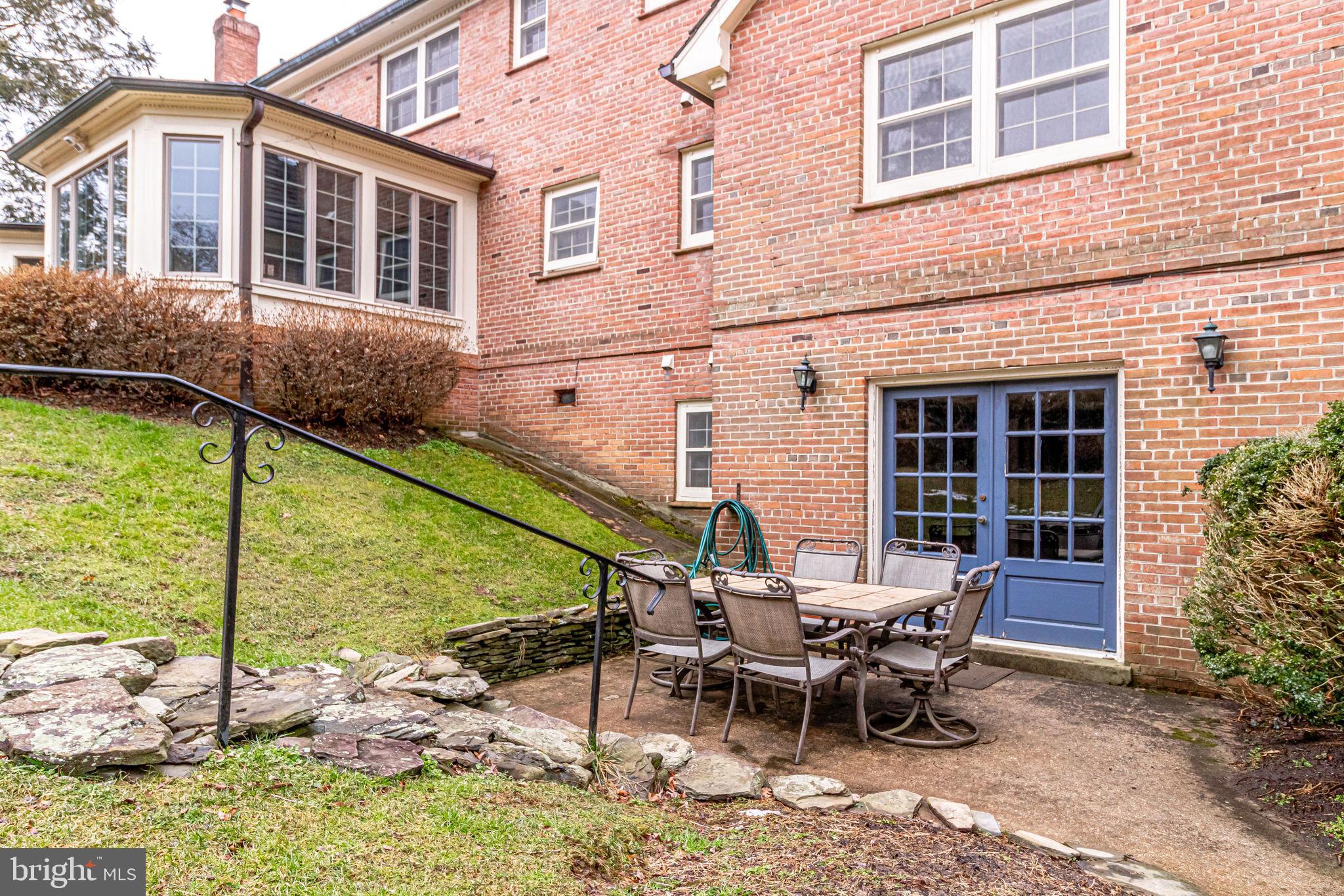 BELLEVUE FOREST - Residential