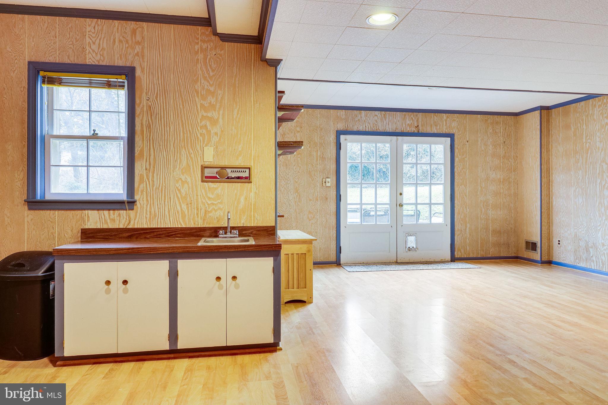 BELLEVUE FOREST - Residential