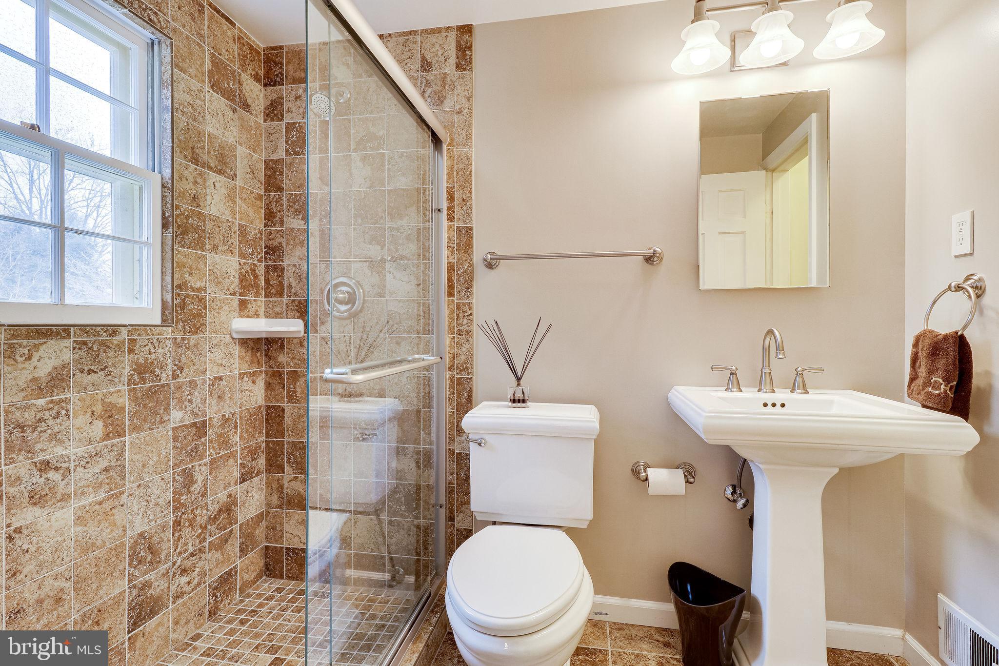 BELLEVUE FOREST - Residential