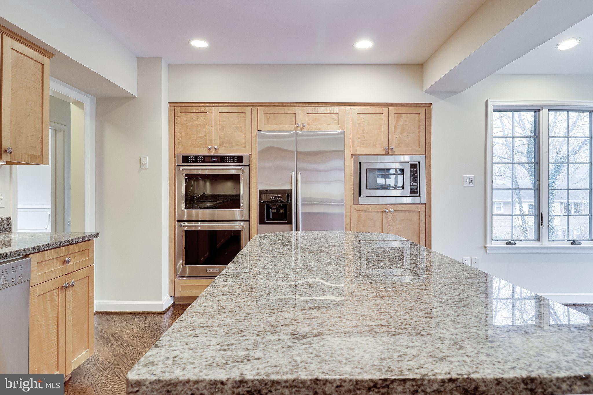 BELLEVUE FOREST - Residential