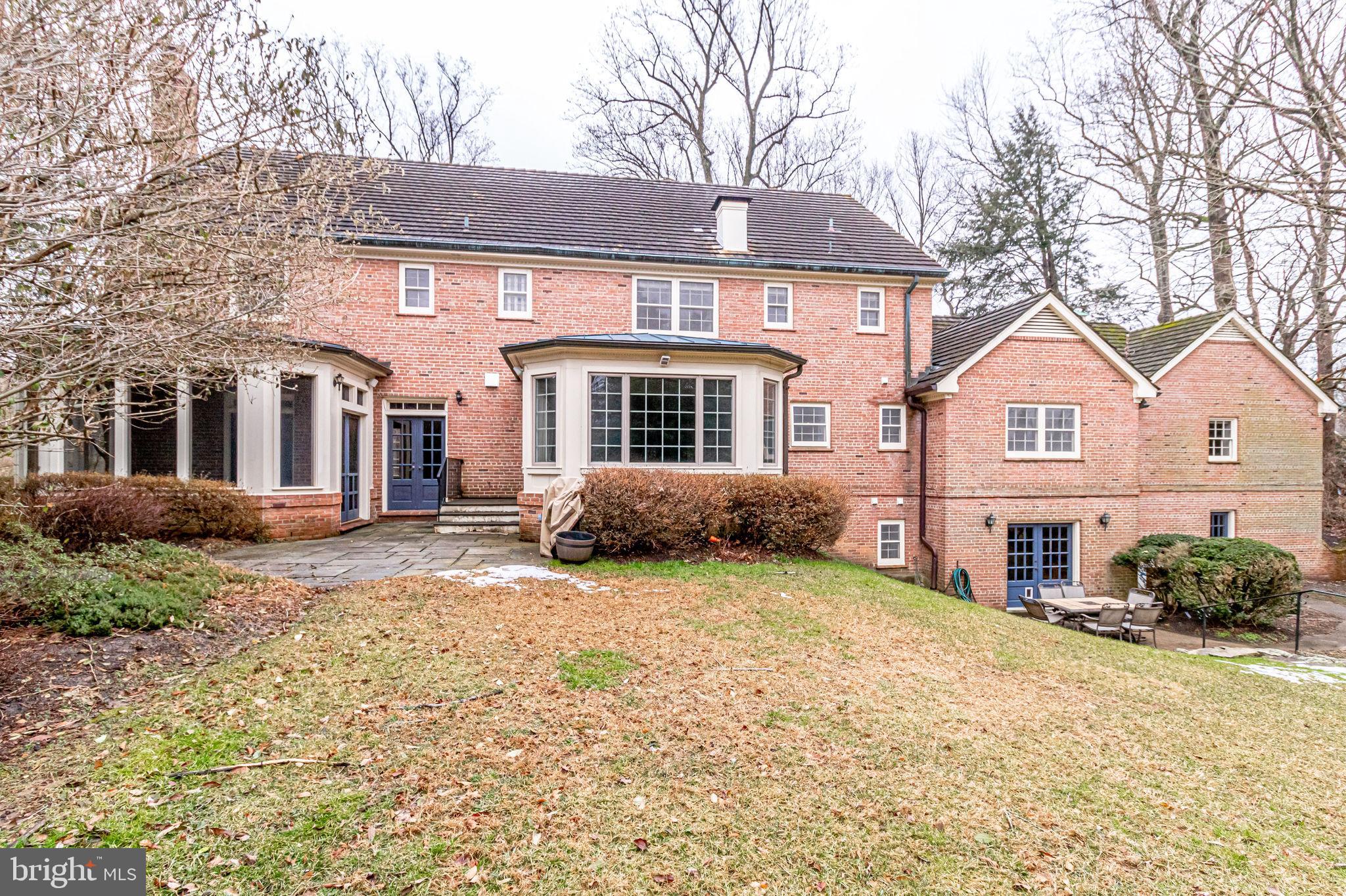 BELLEVUE FOREST - Residential