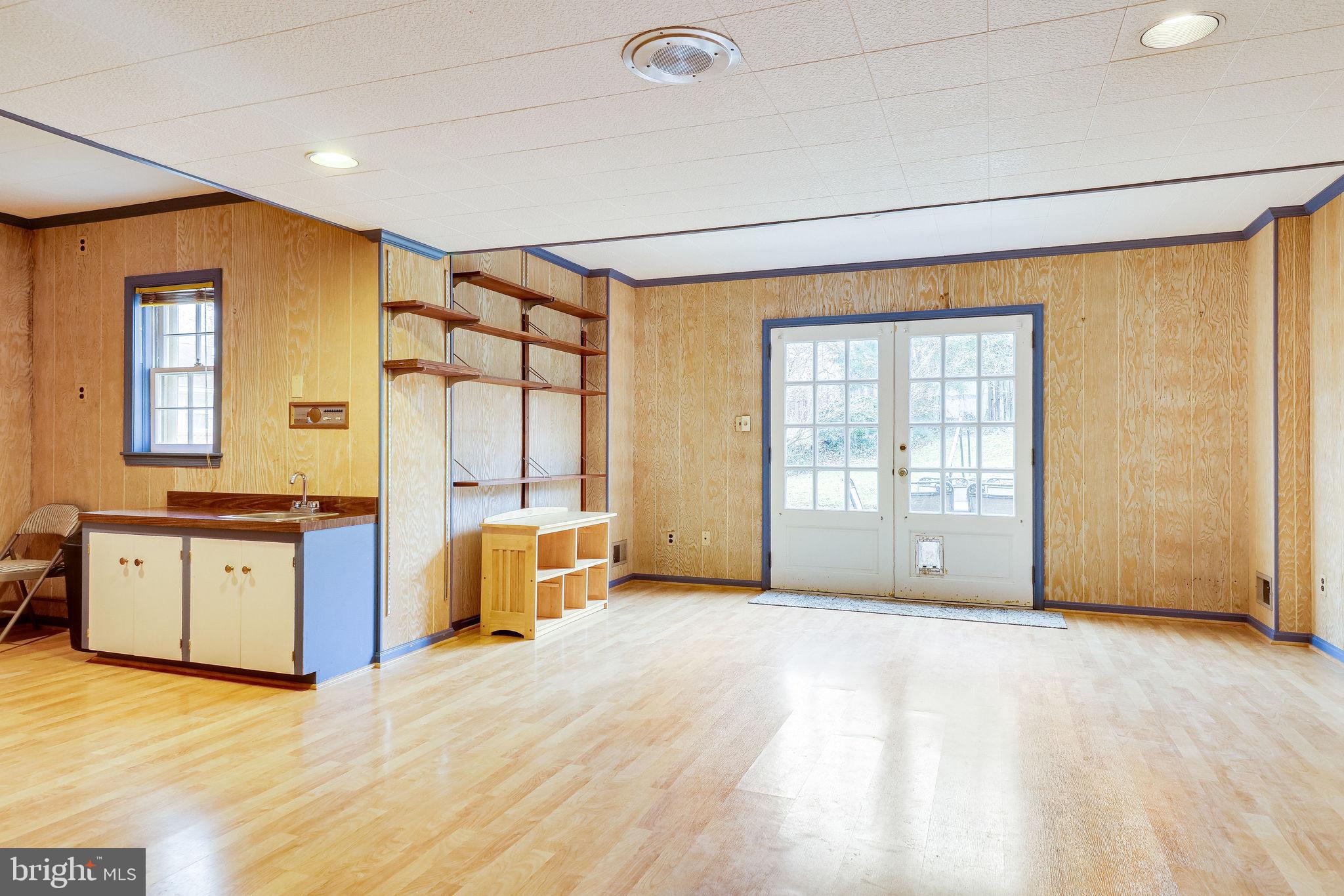 BELLEVUE FOREST - Residential