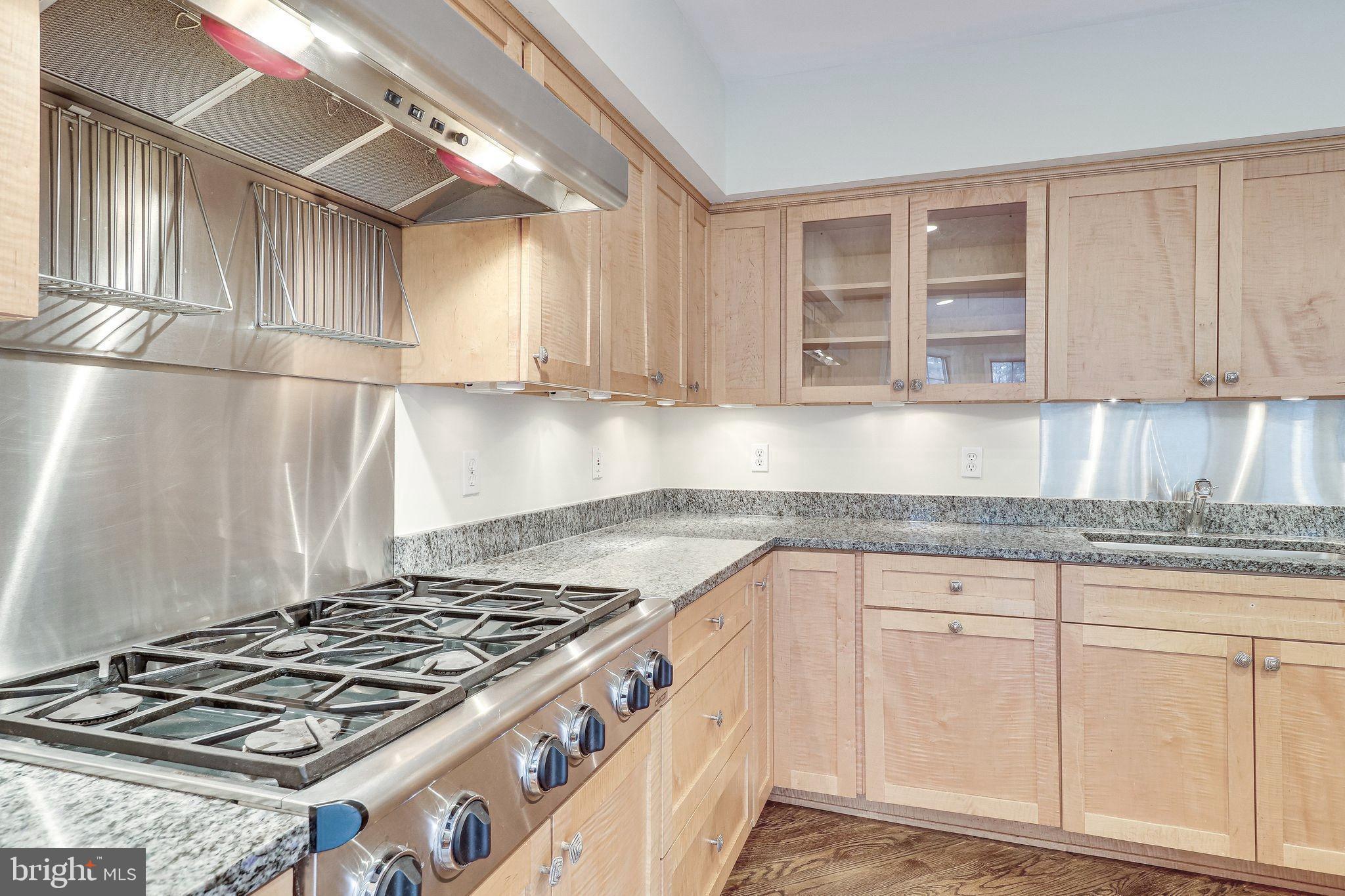 BELLEVUE FOREST - Residential