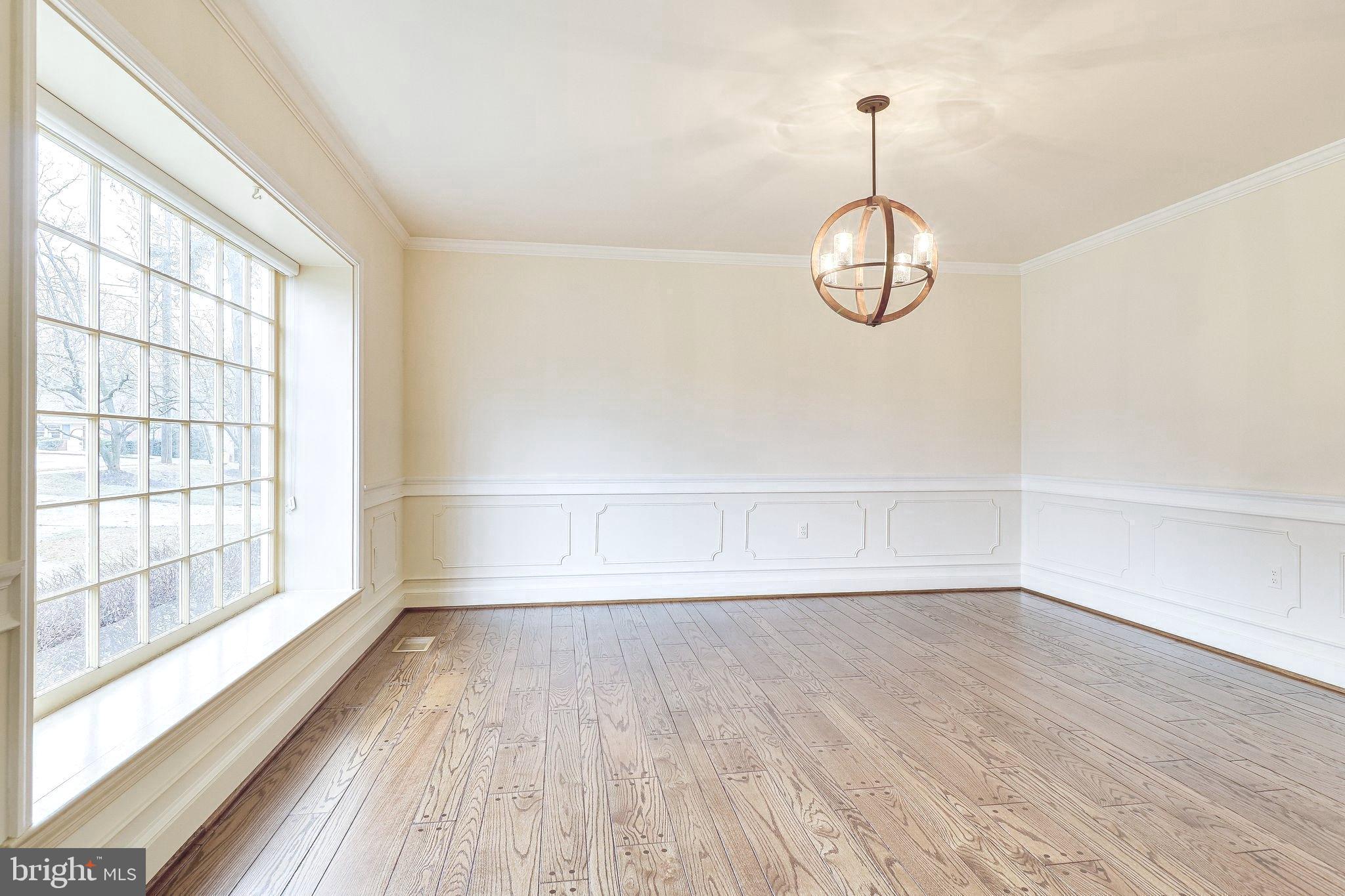 BELLEVUE FOREST - Residential