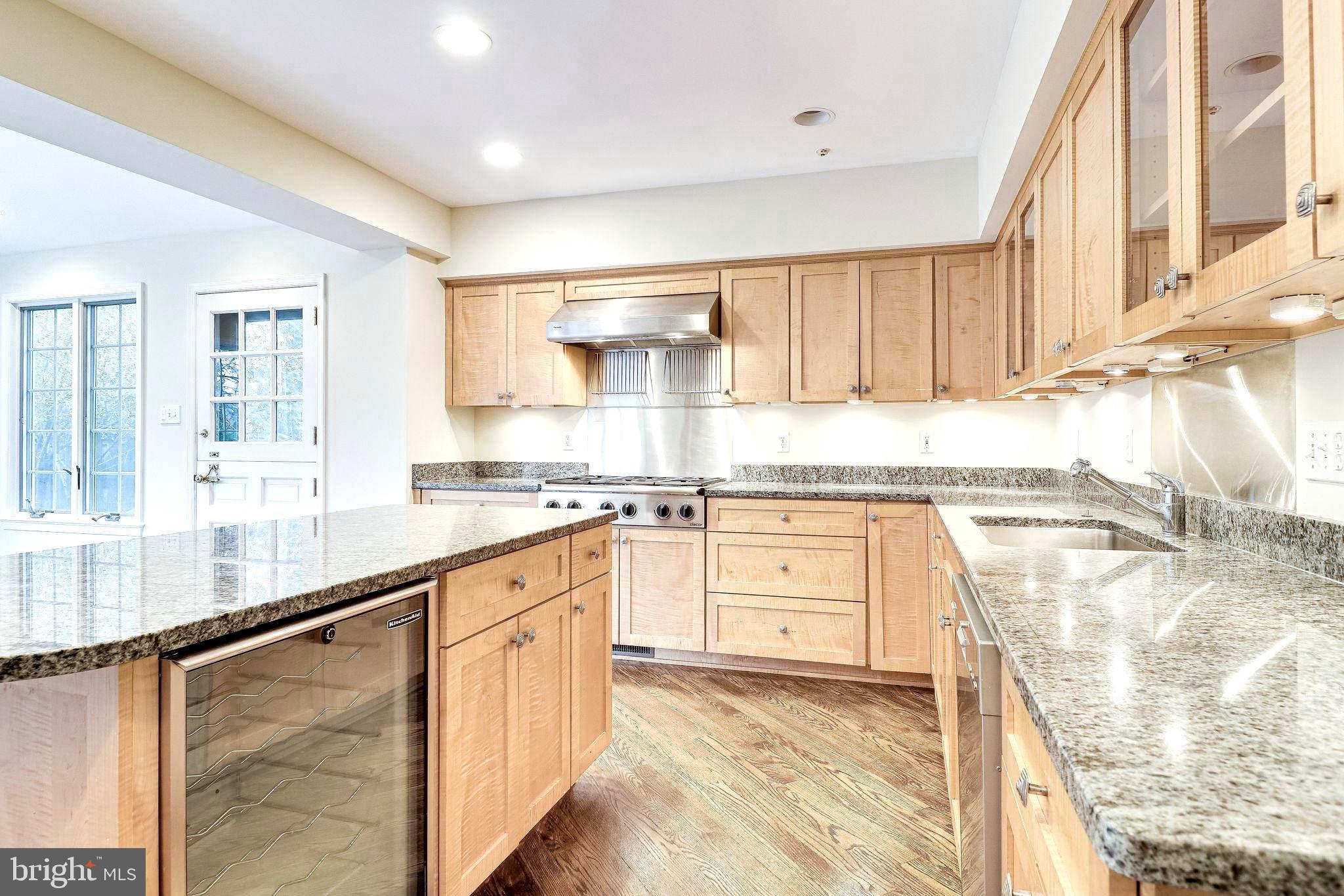 BELLEVUE FOREST - Residential