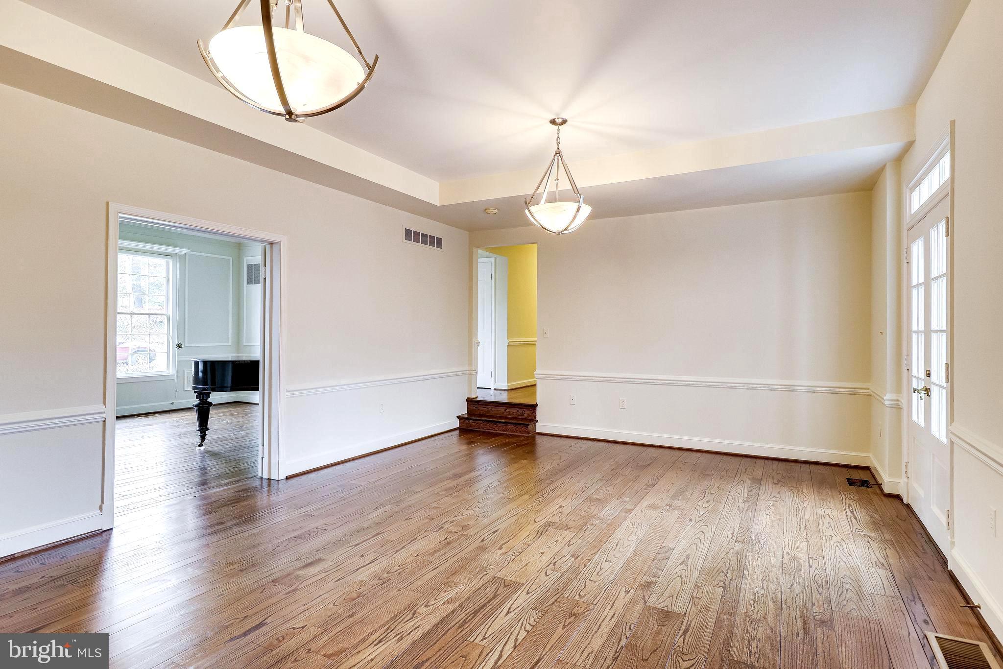 BELLEVUE FOREST - Residential