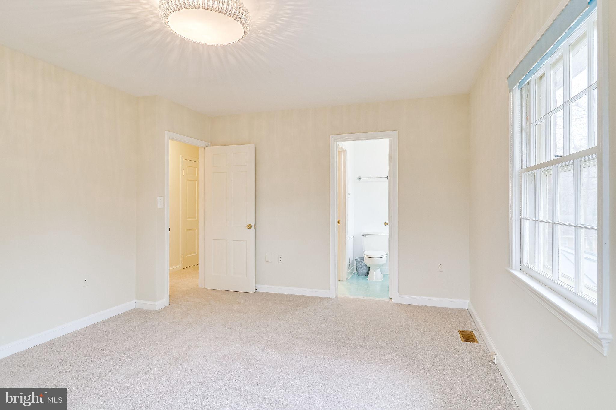 BELLEVUE FOREST - Residential