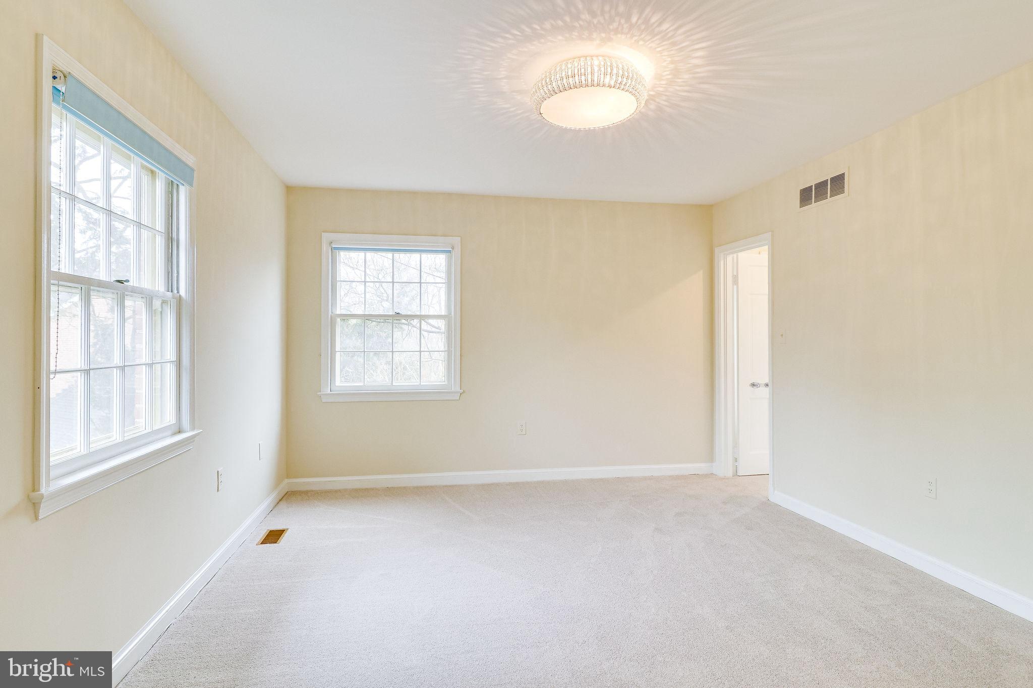 BELLEVUE FOREST - Residential