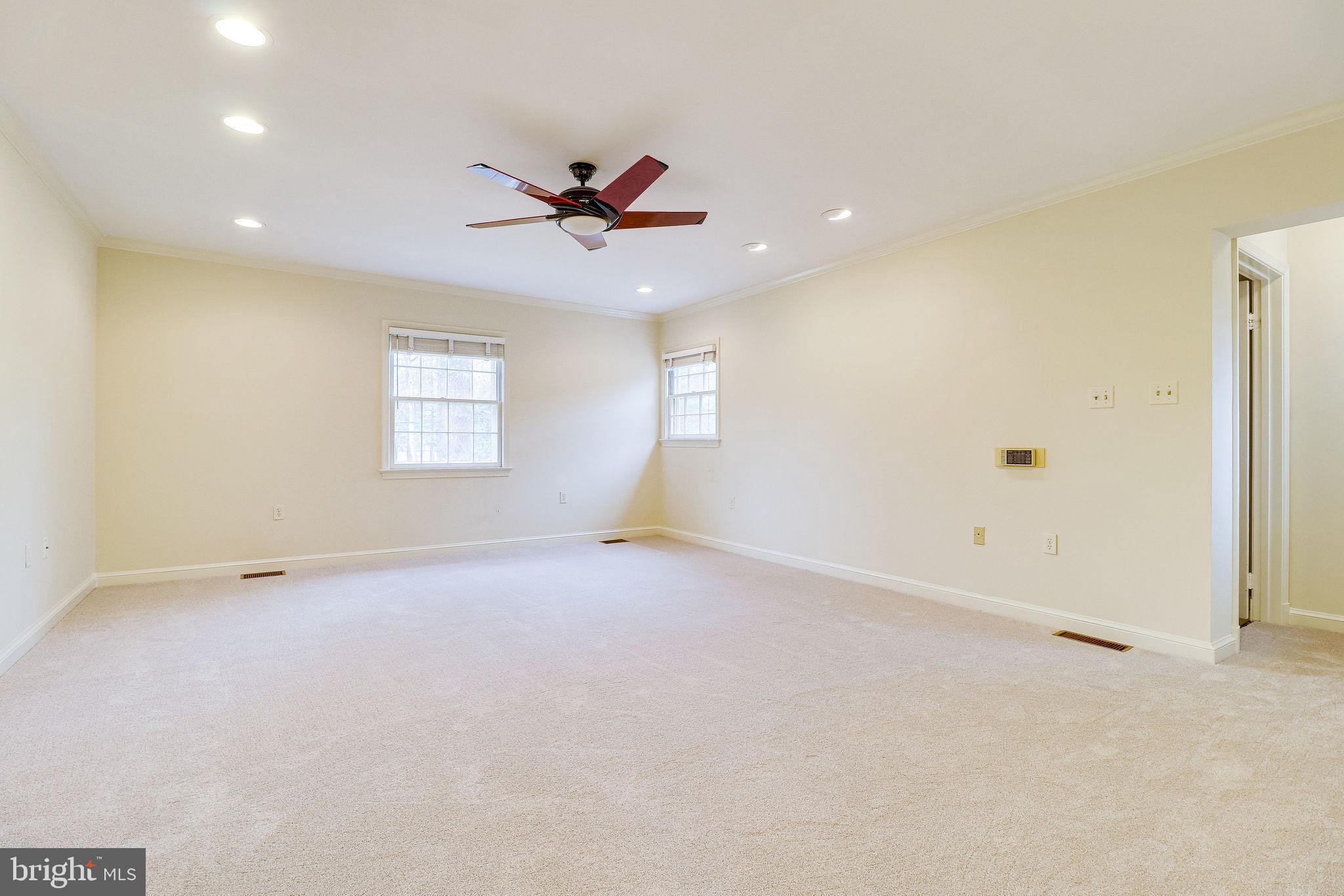 BELLEVUE FOREST - Residential