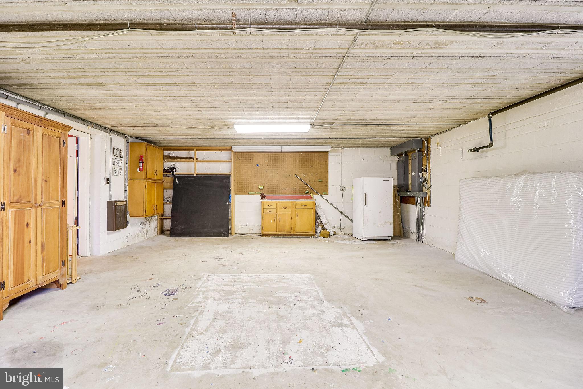 BELLEVUE FOREST - Residential