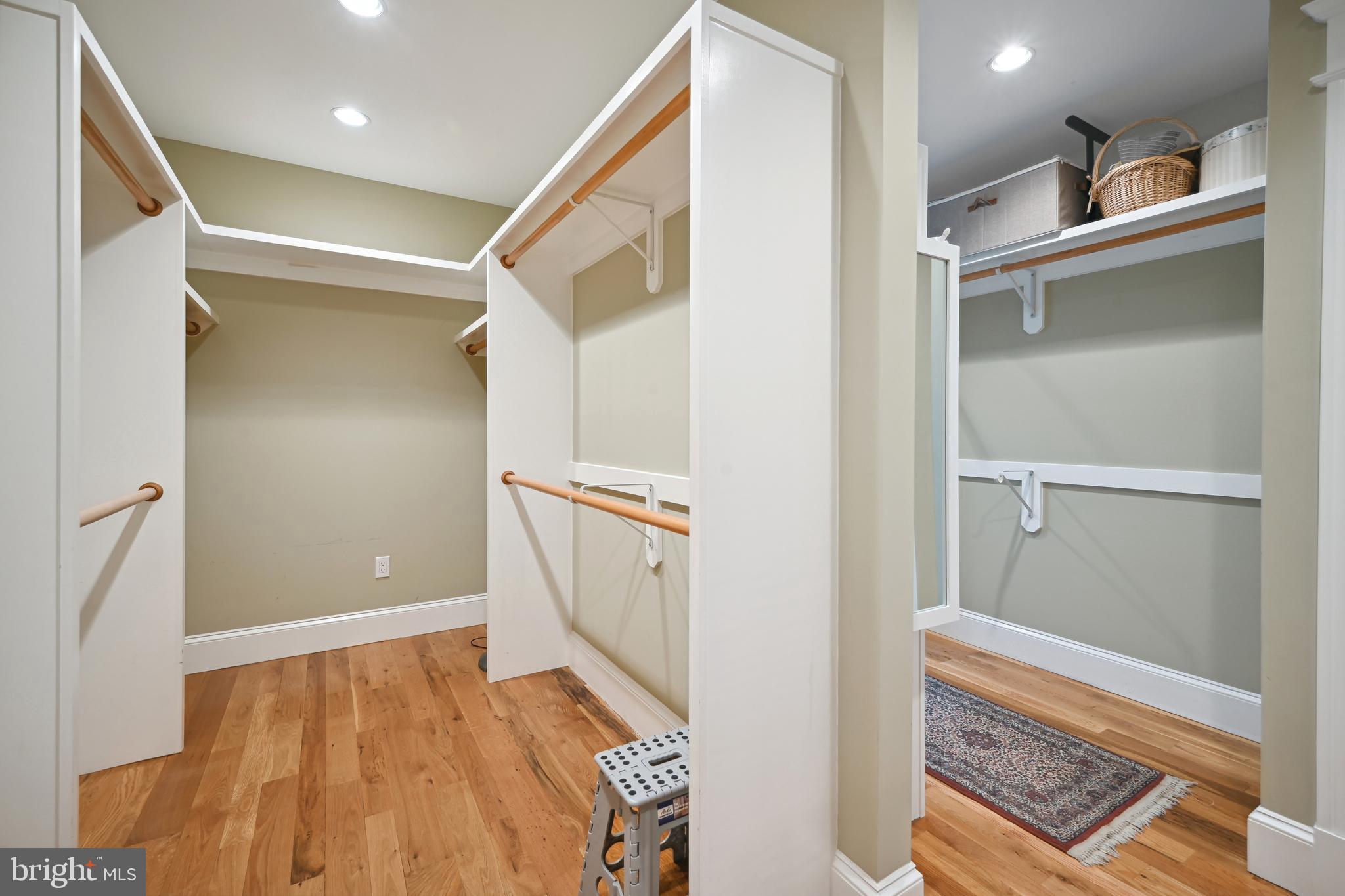 CHEVY CHASE - Residential