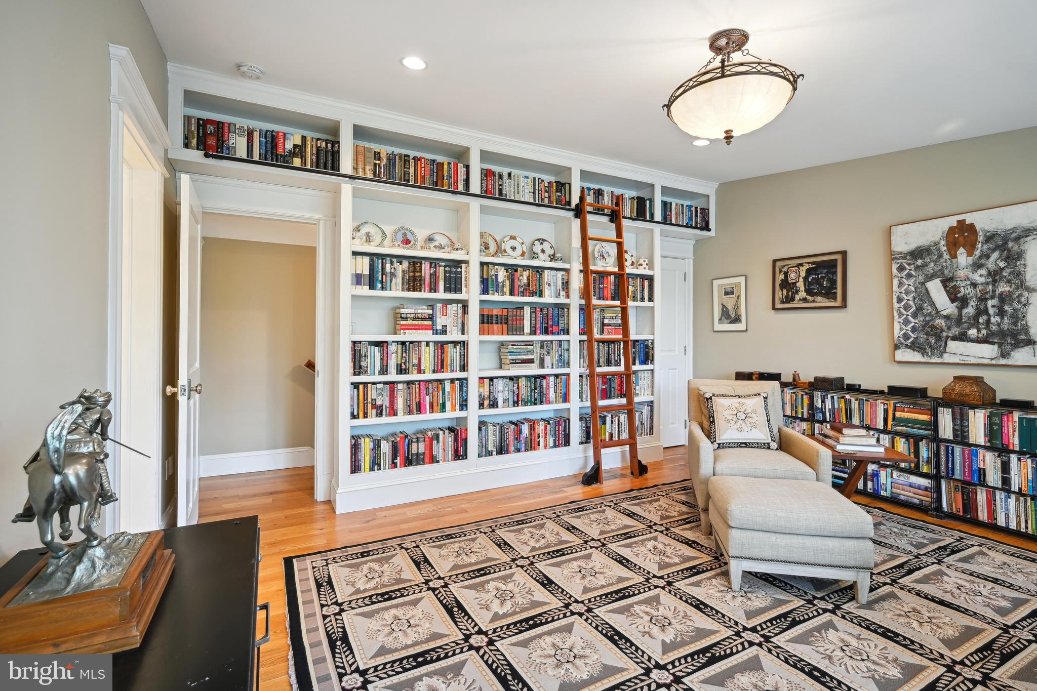 CHEVY CHASE - Residential