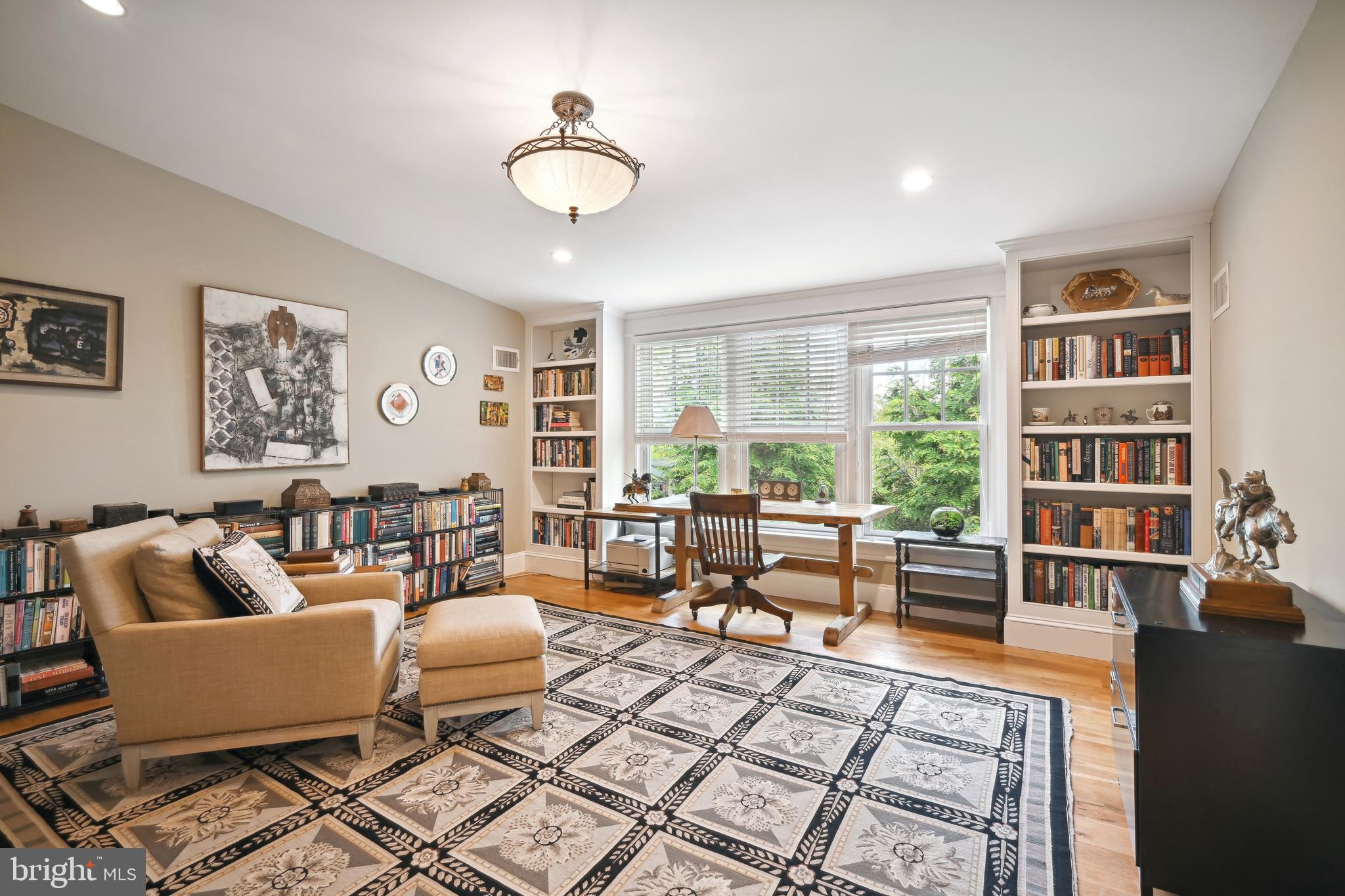 CHEVY CHASE - Residential