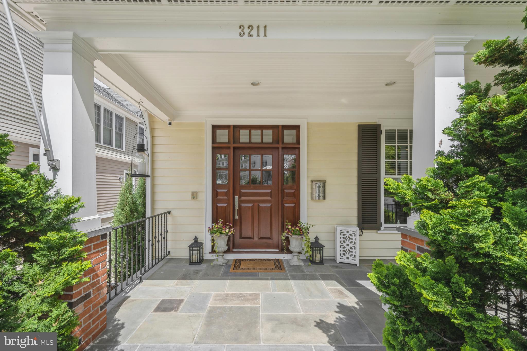 CHEVY CHASE - Residential