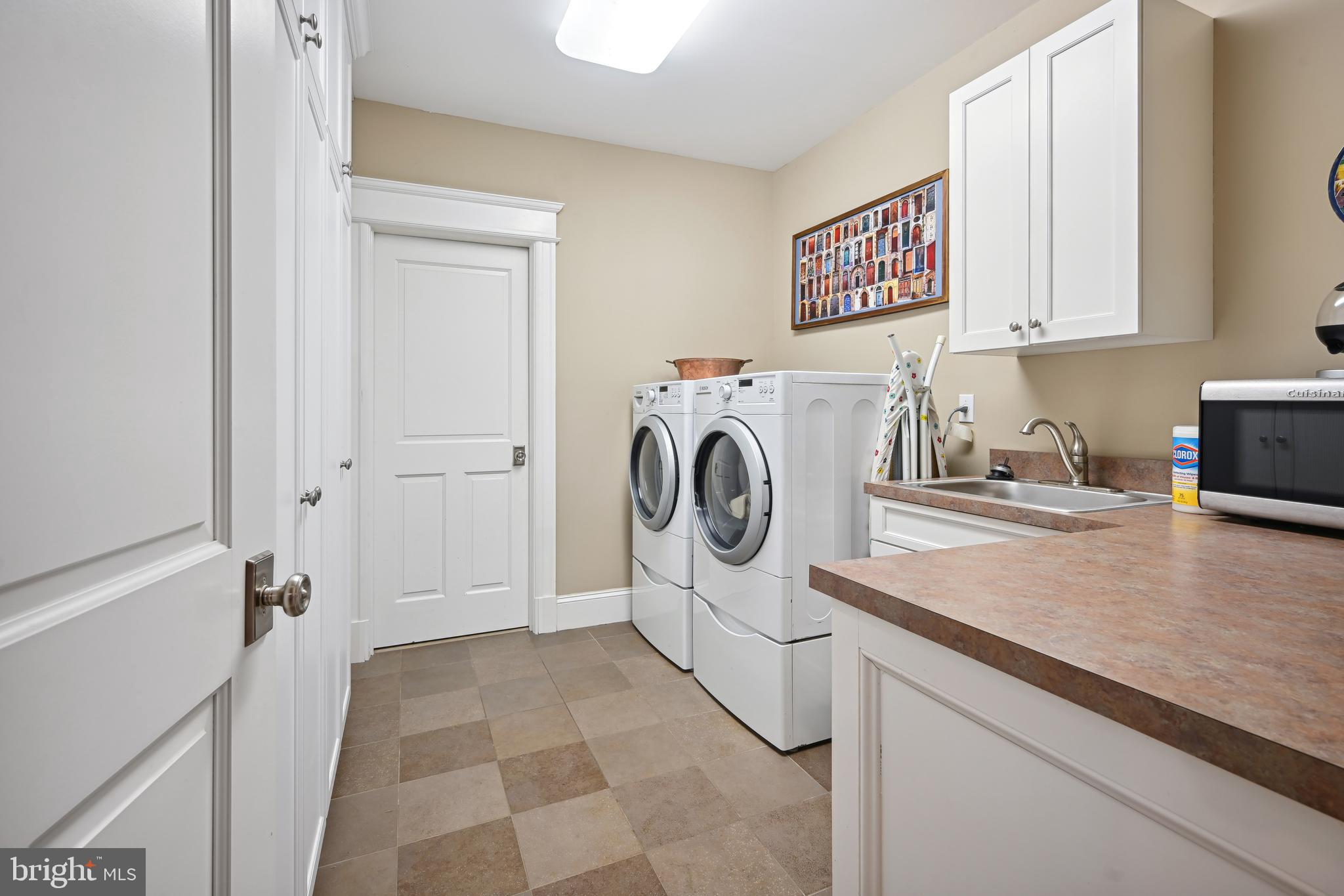 CHEVY CHASE - Residential